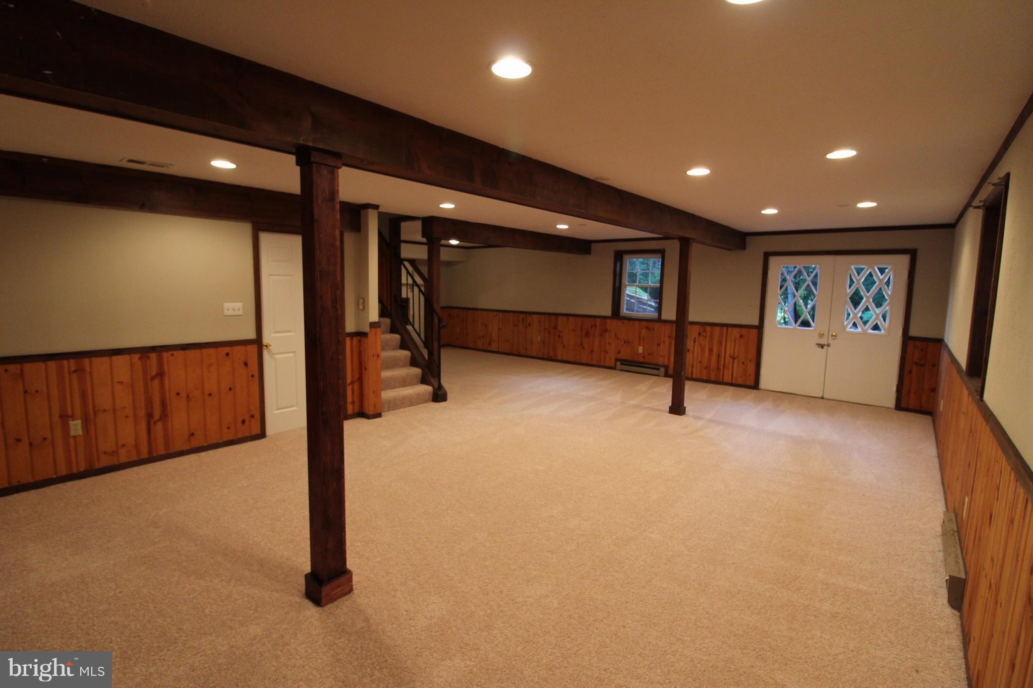 MOORCONES - Residential