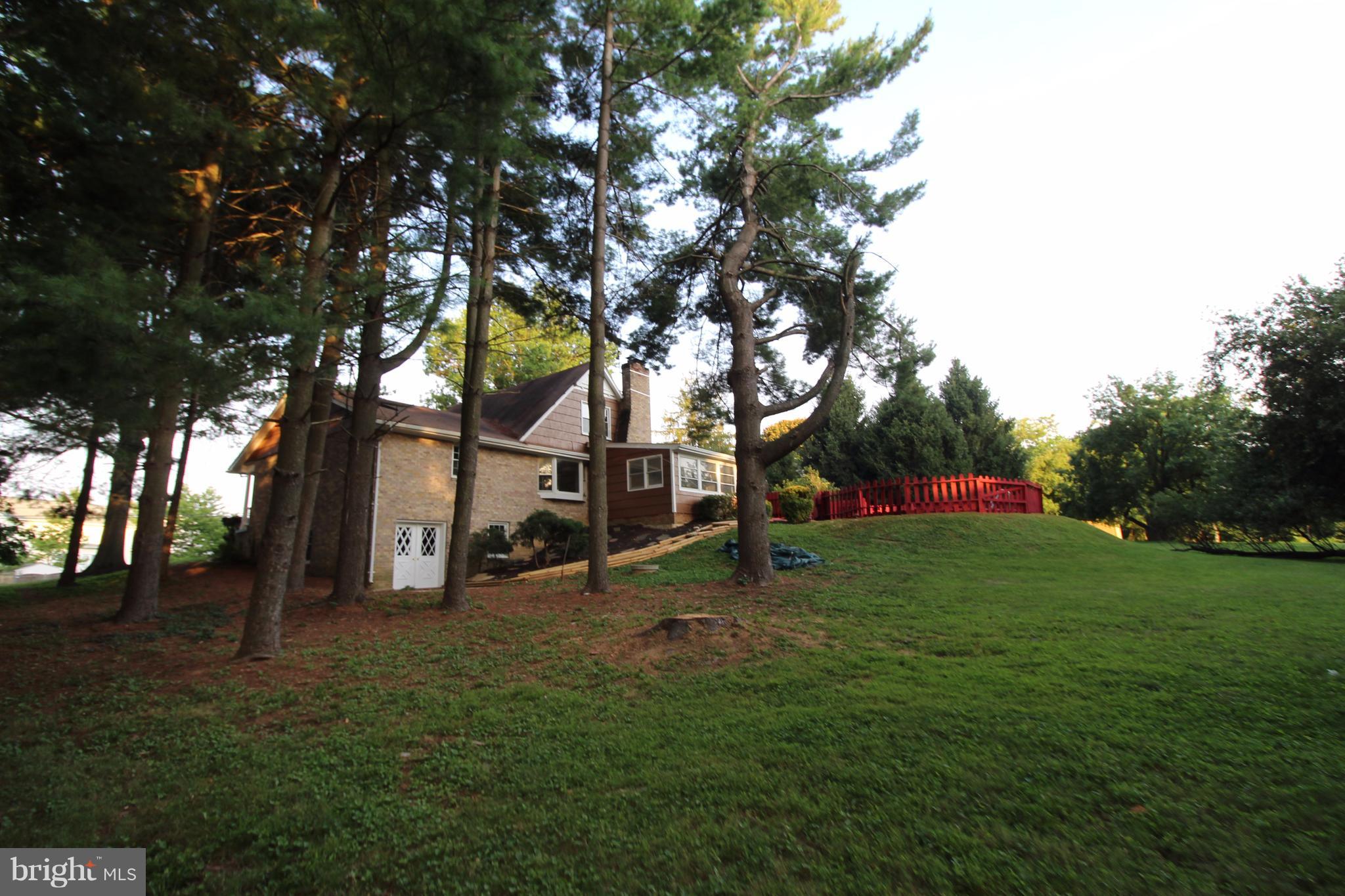 MOORCONES - Residential