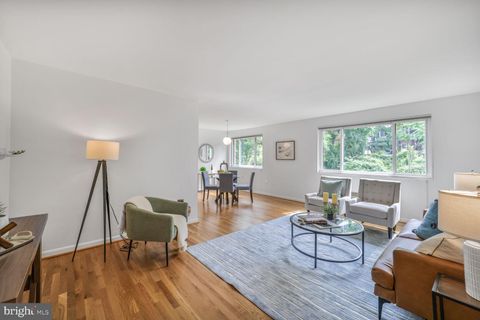 4114 DAVIS PLACE NW 311 WASHINGTON DC 20007