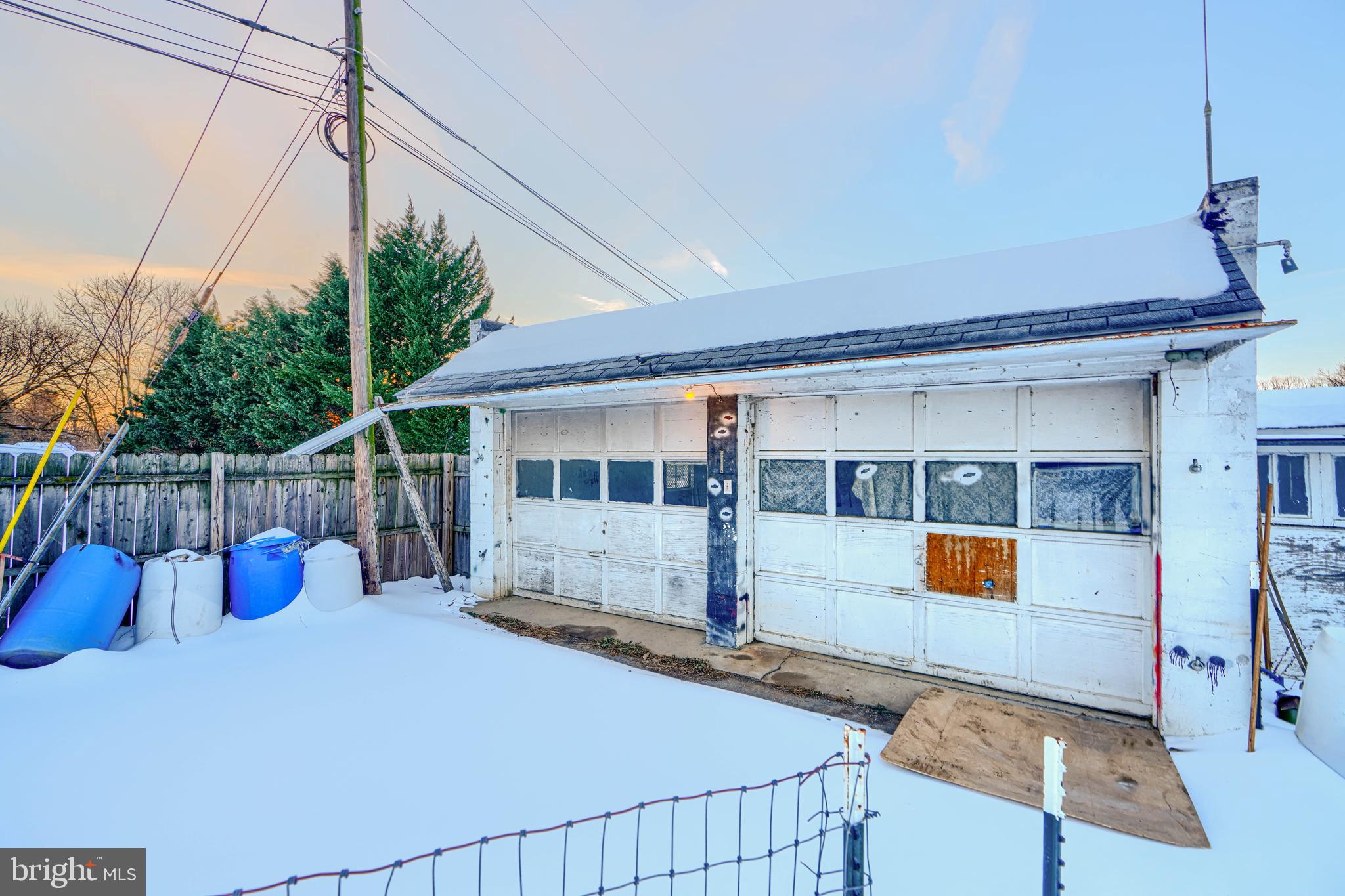 WILLIAMSPORT - Residential