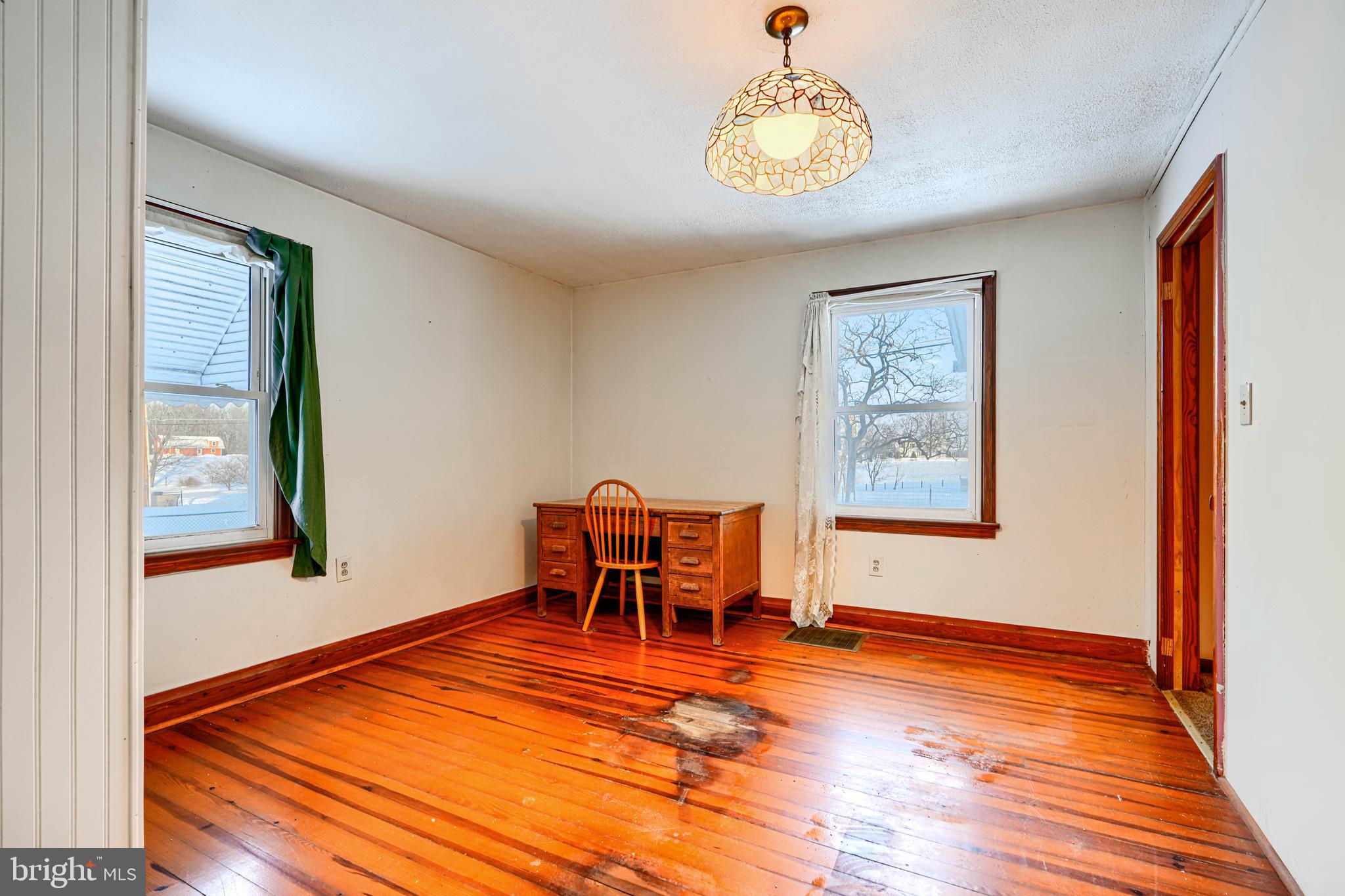 WILLIAMSPORT - Residential