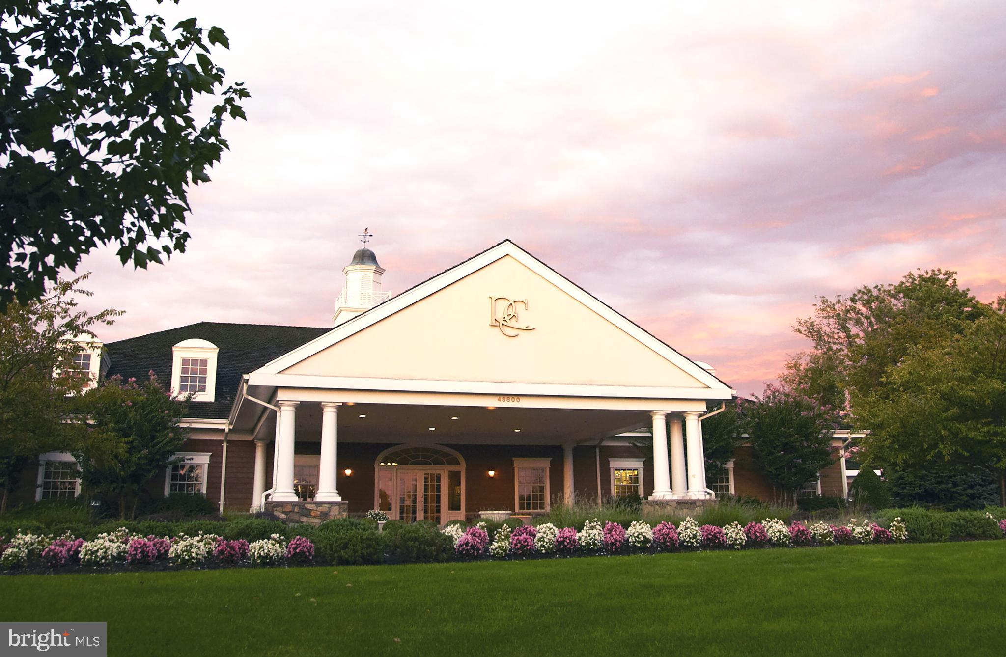 RIVER CREEK - Residential