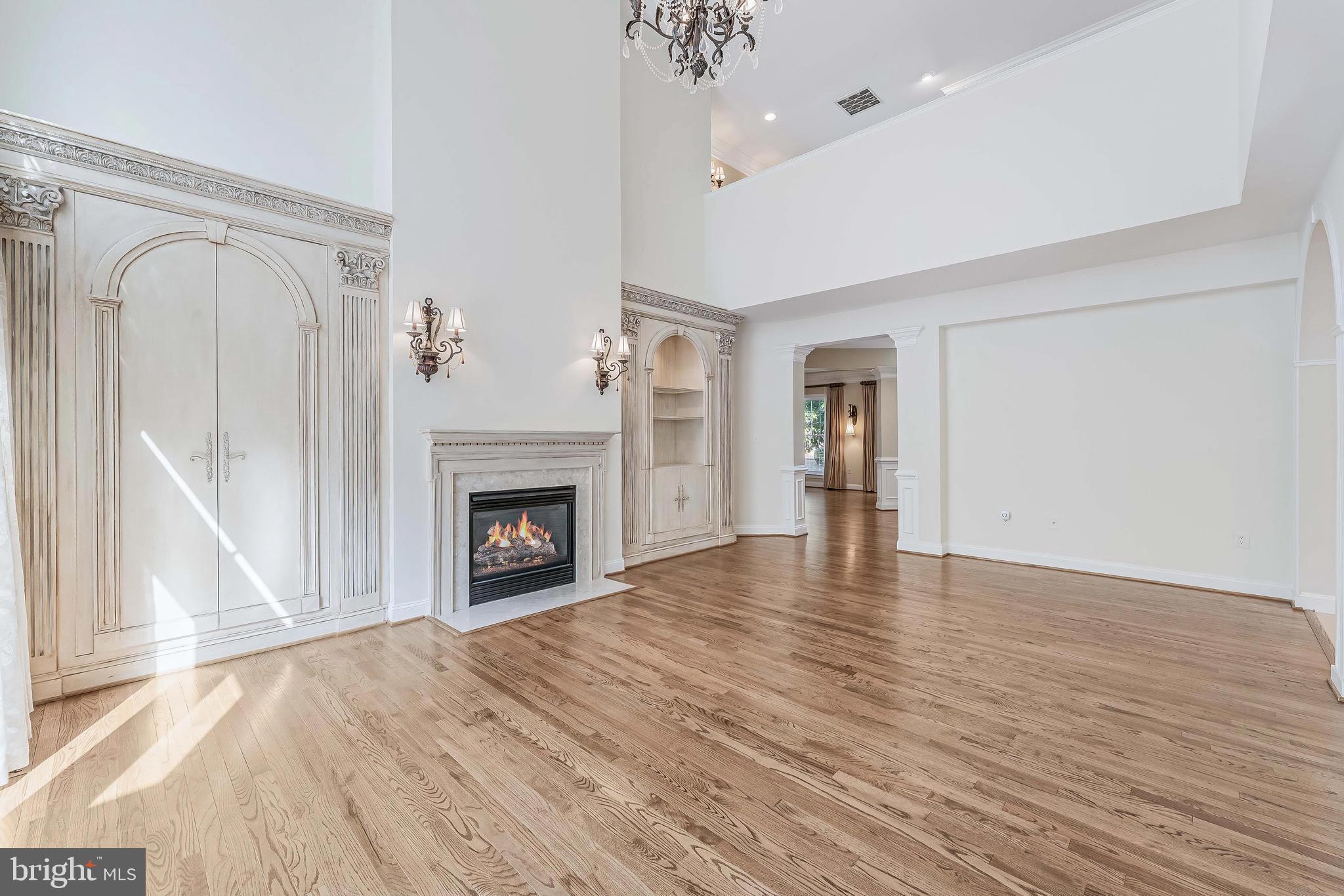 RIVER CREEK - Residential