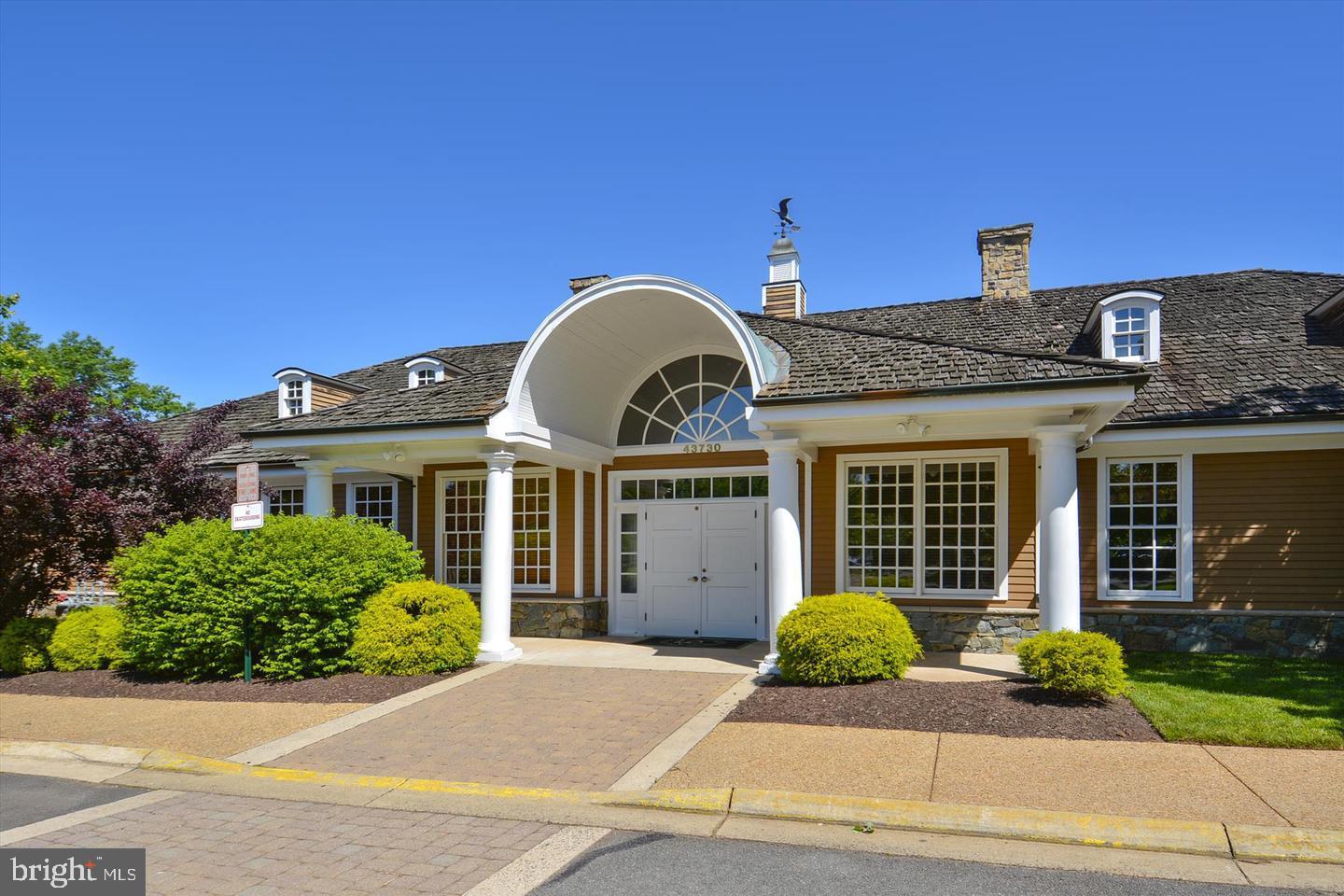 RIVER CREEK - Residential