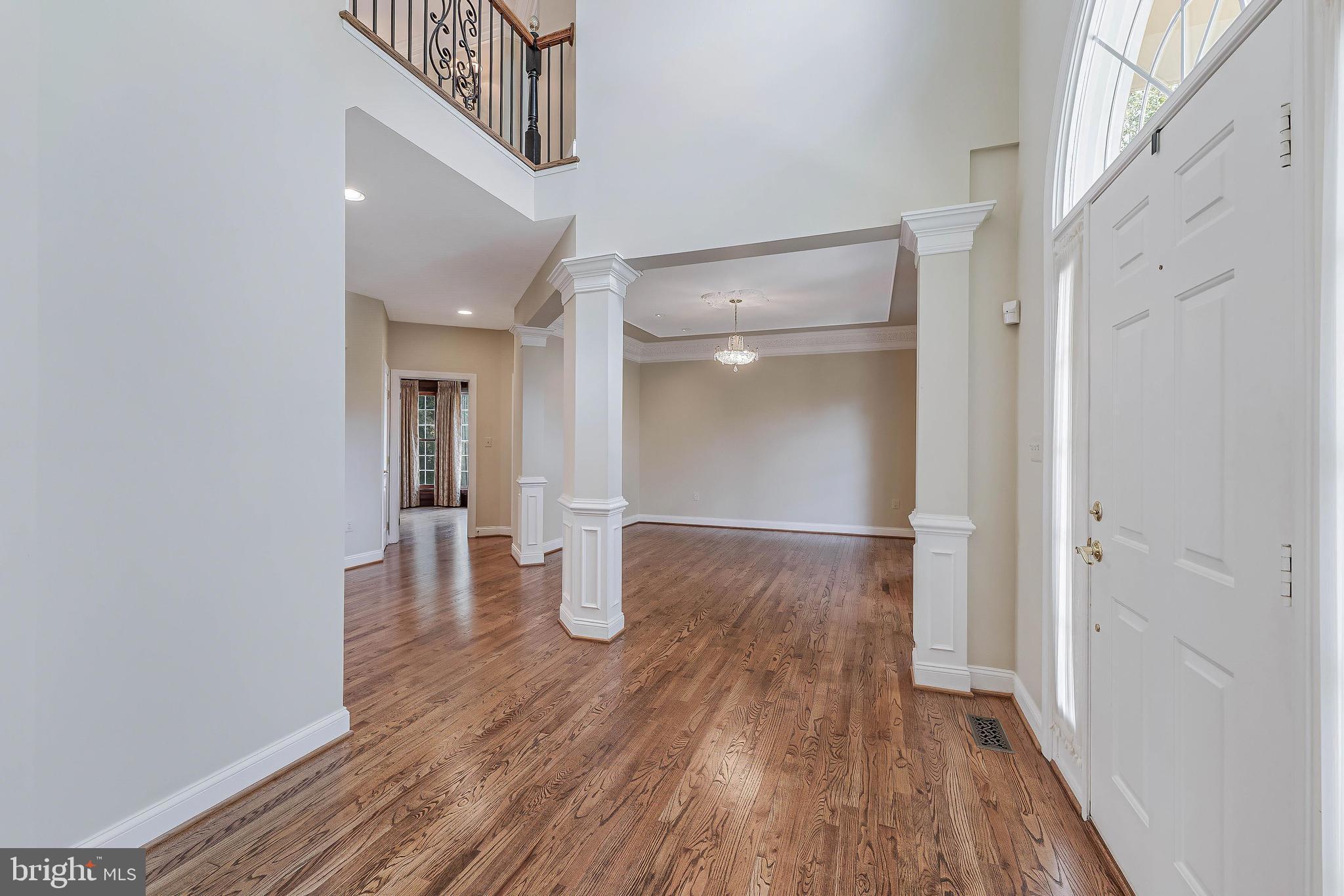 RIVER CREEK - Residential