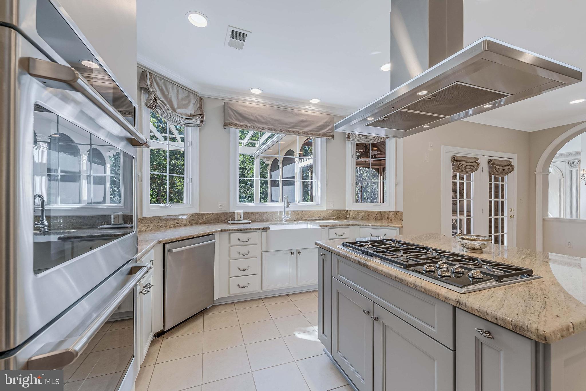 RIVER CREEK - Residential