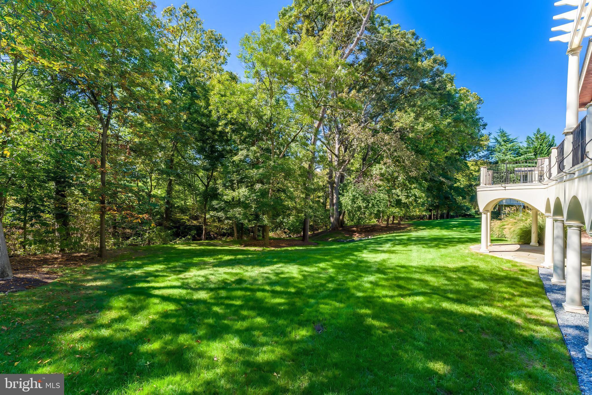 RIVER CREEK - Residential