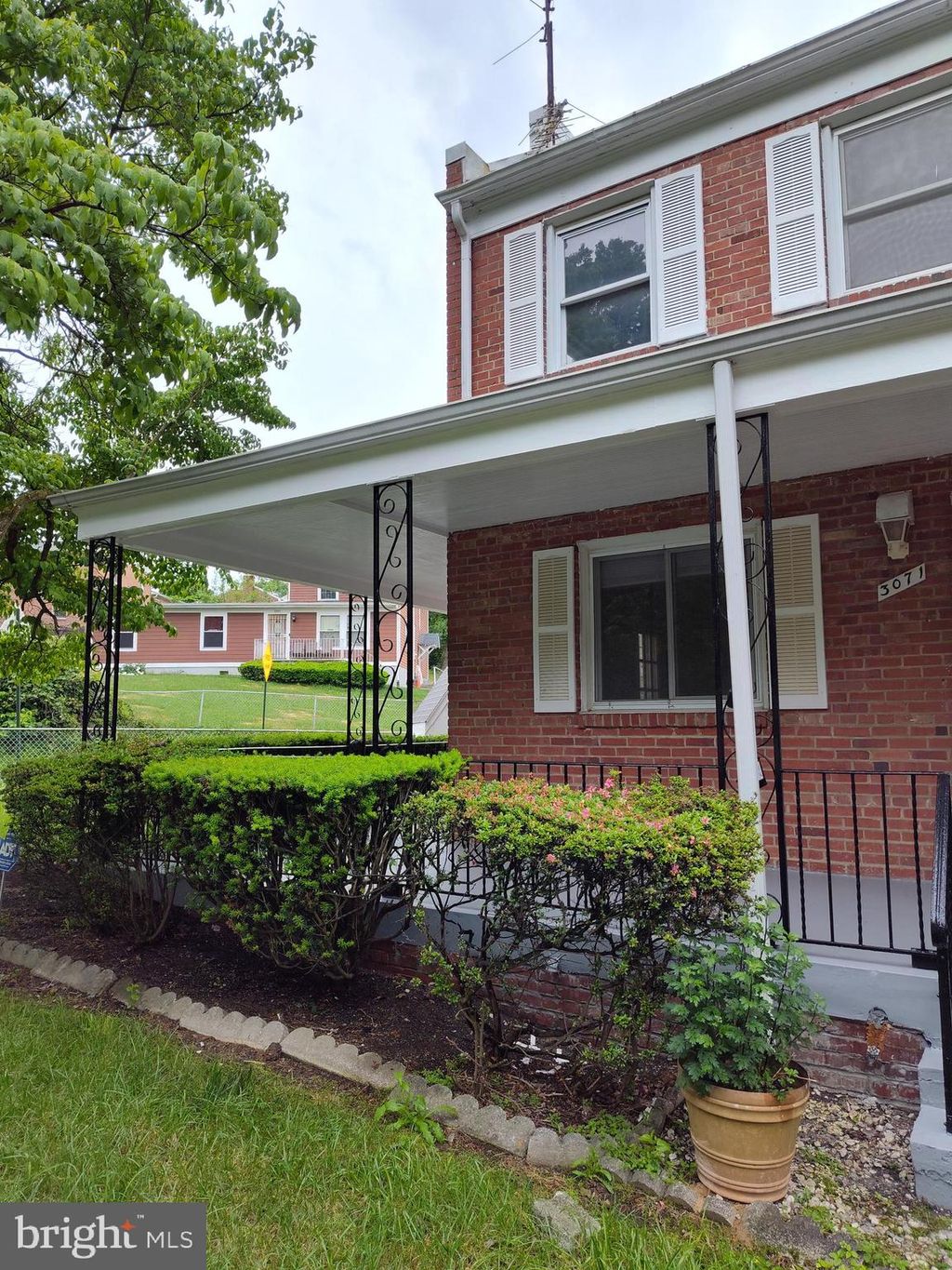 Photo of 3071 M Street SE, WASHINGTON, DC 20019 (MLS # DCDC2224856)