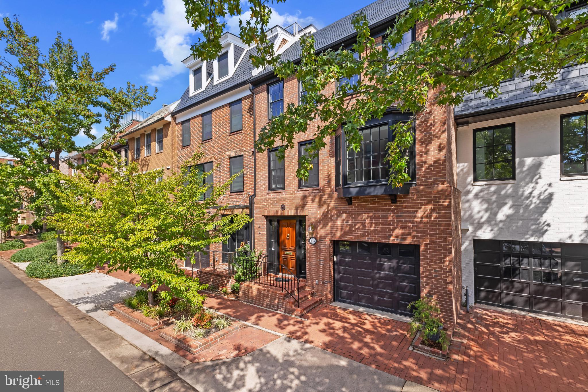 OLD TOWN - Residential