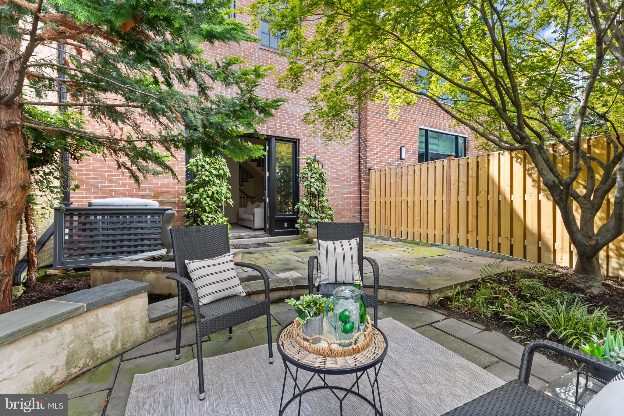 OLD TOWN - Residential