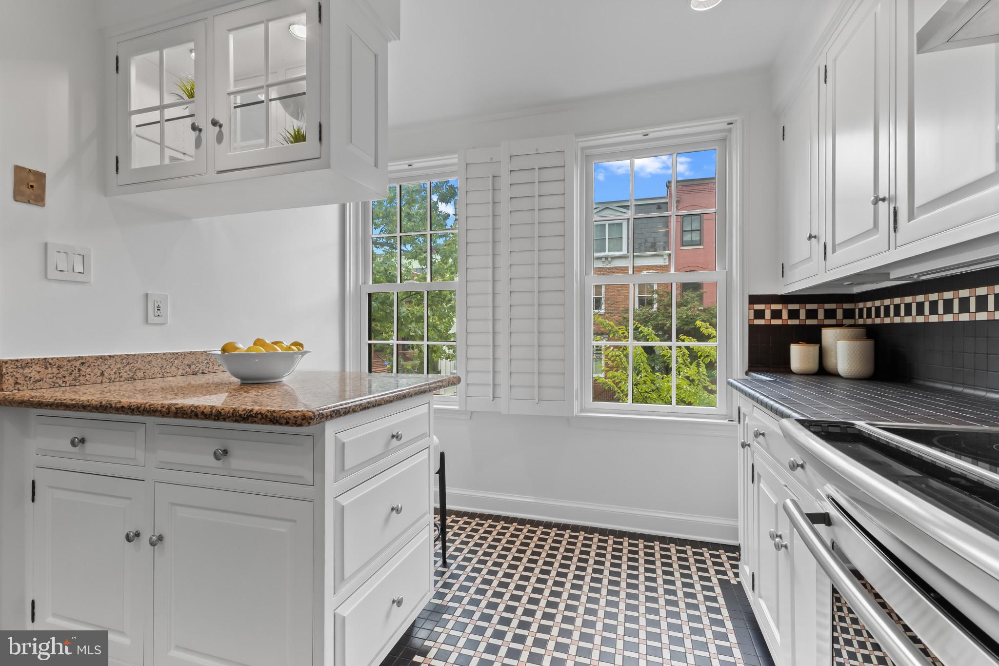 OLD TOWN - Residential