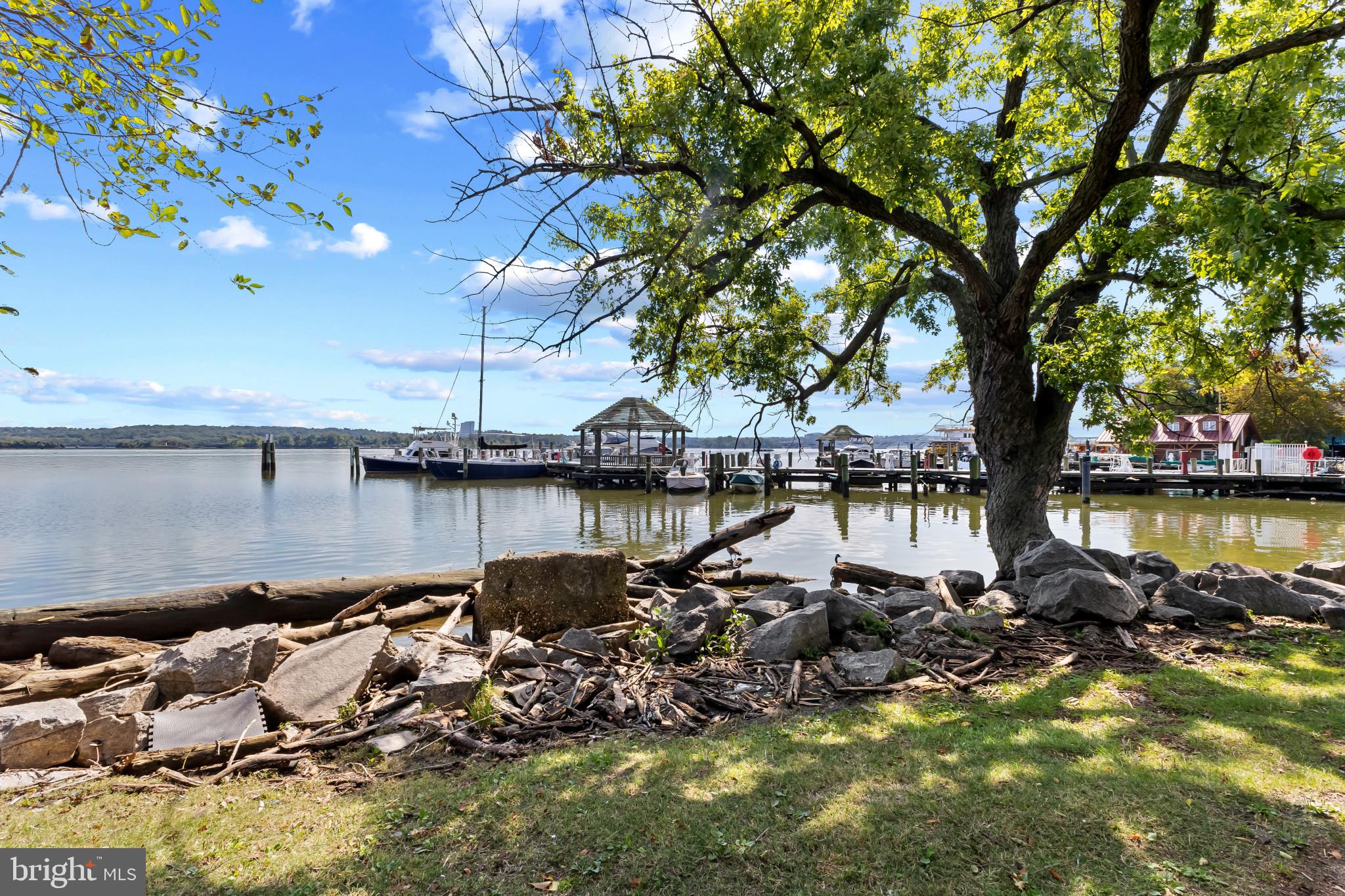 OLD TOWN - Residential