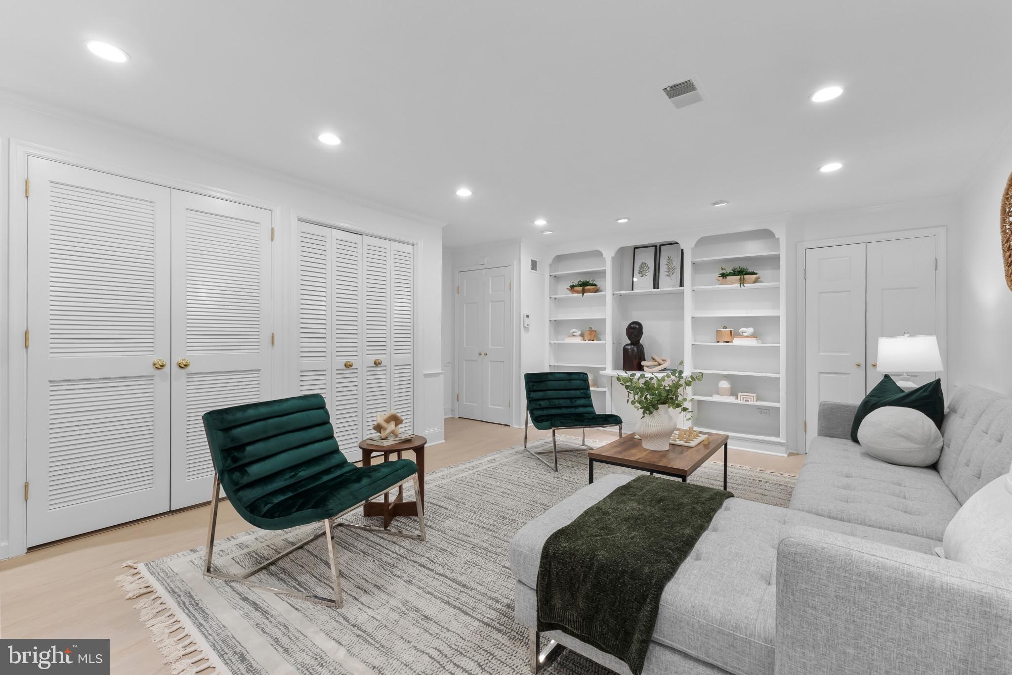 OLD TOWN - Residential