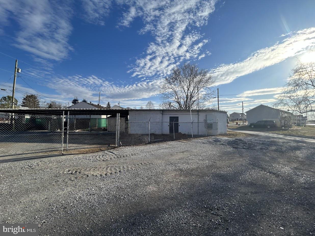 223 N FAIRFAX BOULEVARD