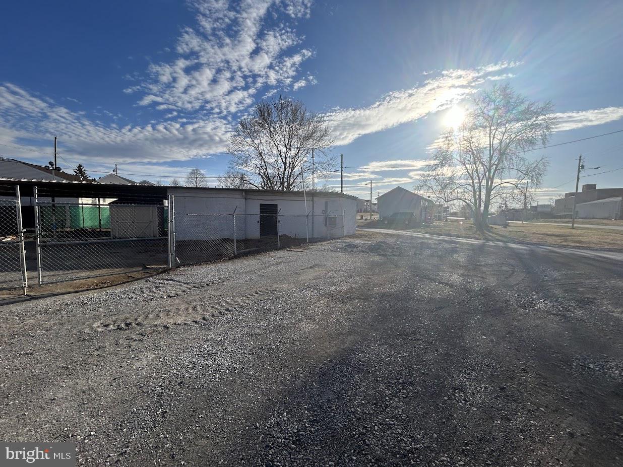 223 N FAIRFAX BOULEVARD