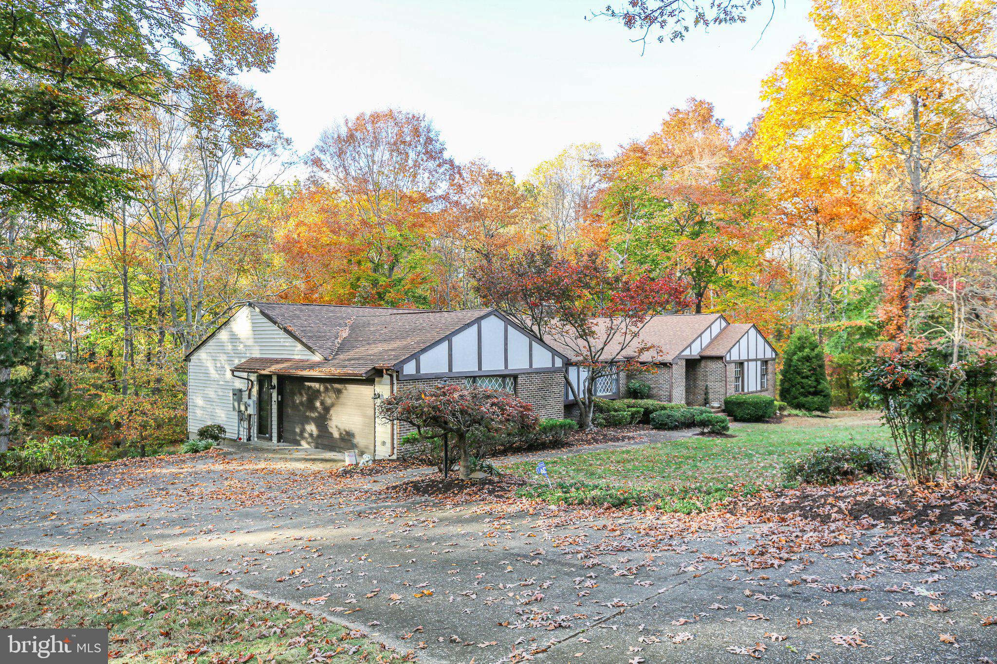 CLAYBURNE WOODS - Residential