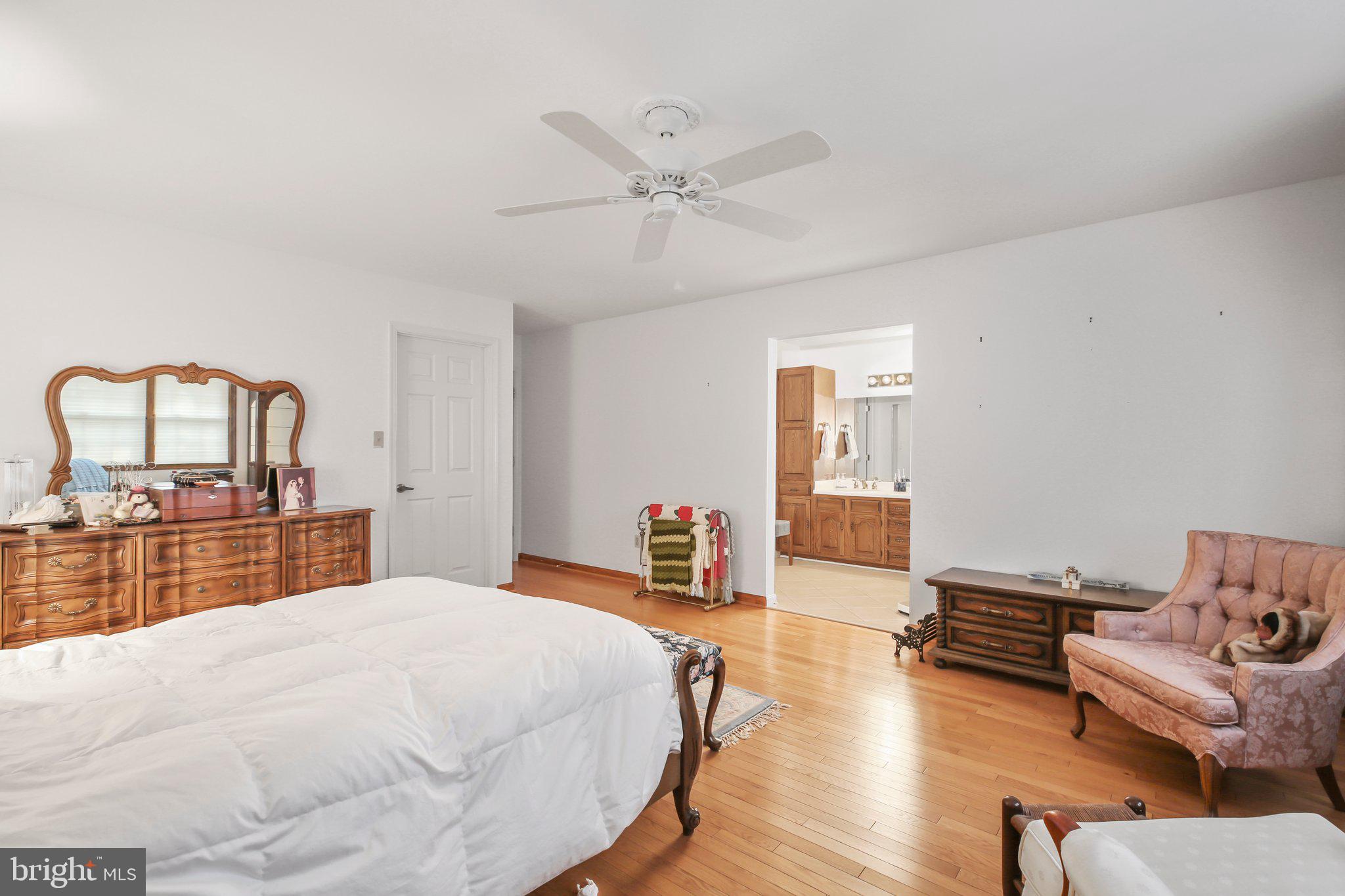 CLAYBURNE WOODS - Residential