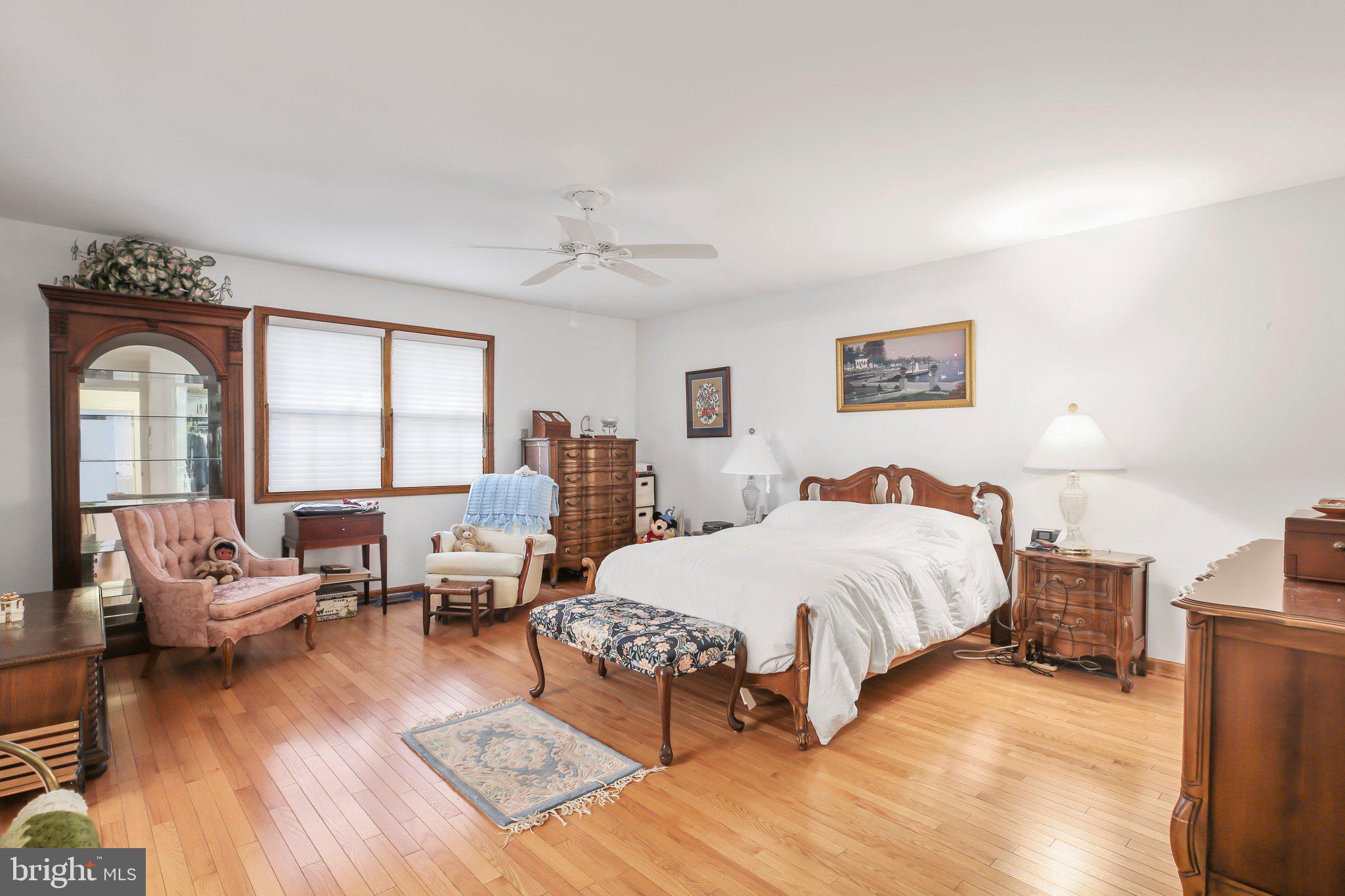 CLAYBURNE WOODS - Residential