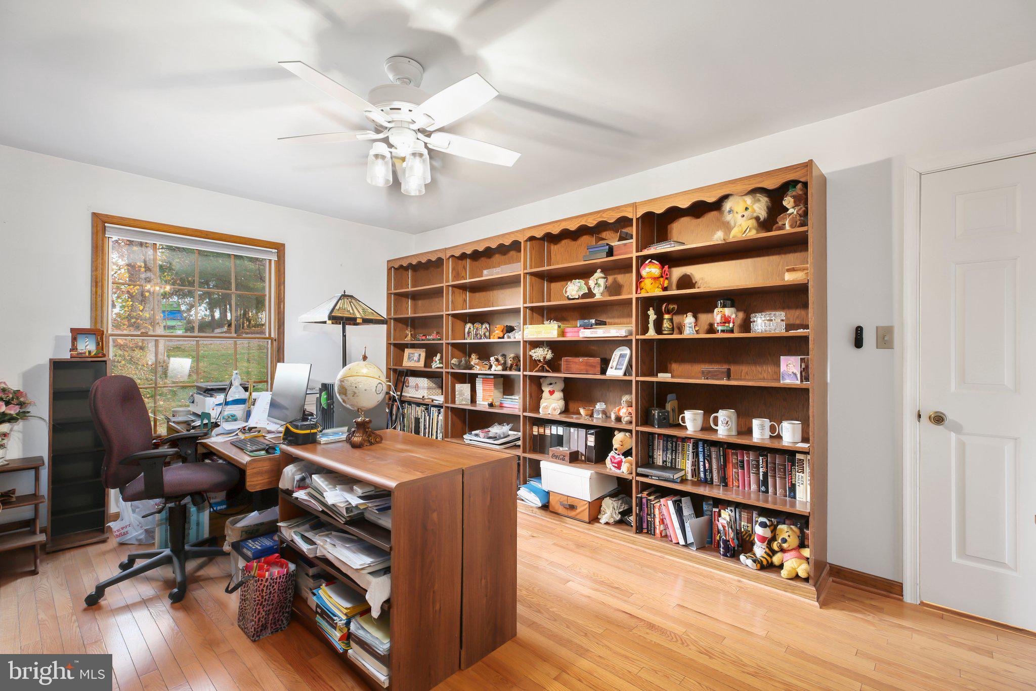 CLAYBURNE WOODS - Residential