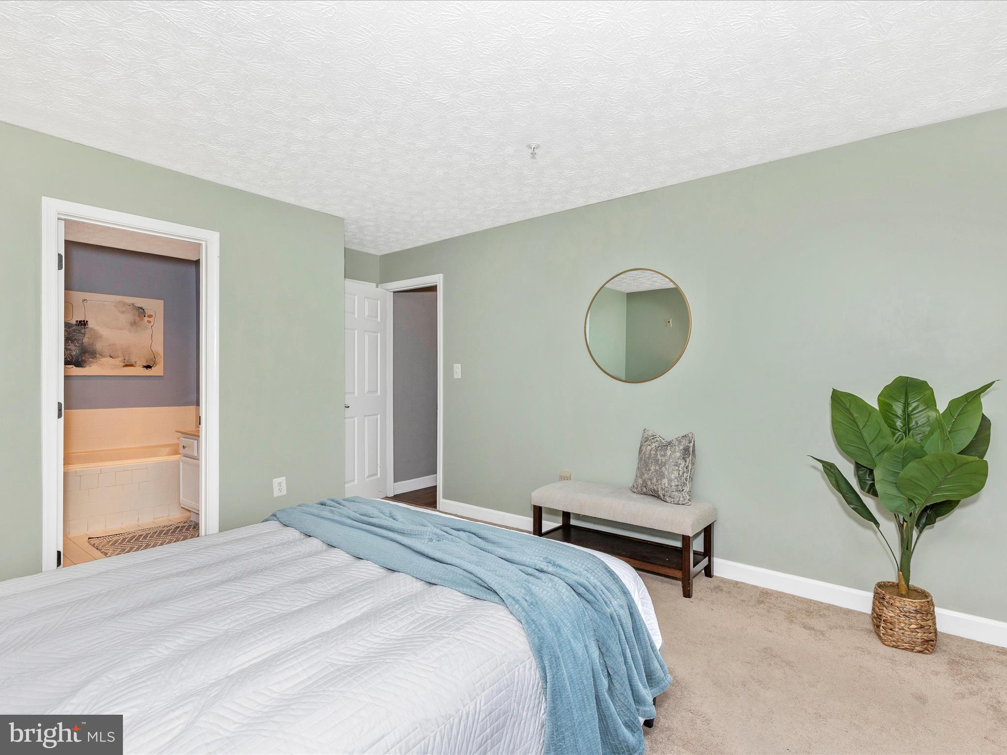 SPRING RIDGE - Residential