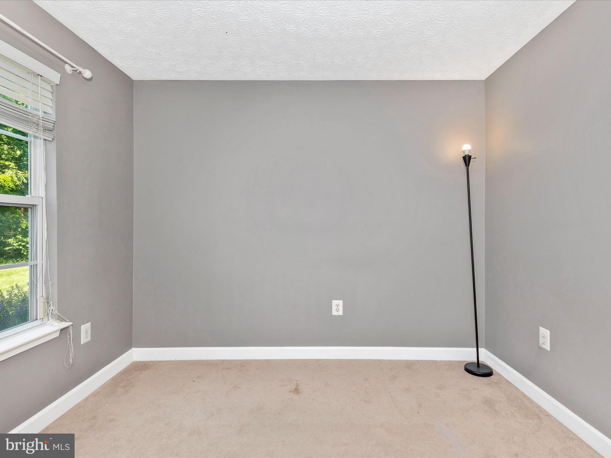 SPRING RIDGE - Residential