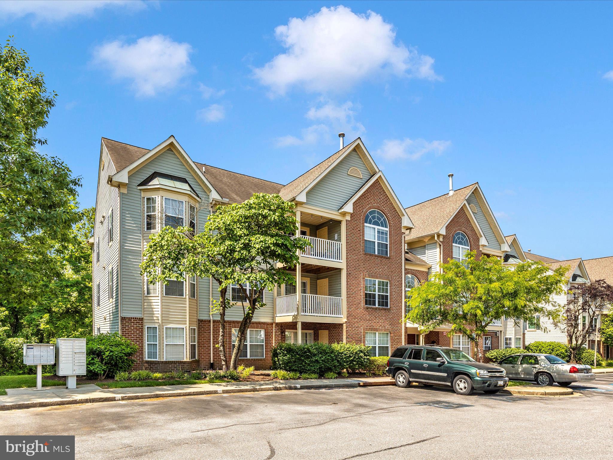 SPRING RIDGE - Residential