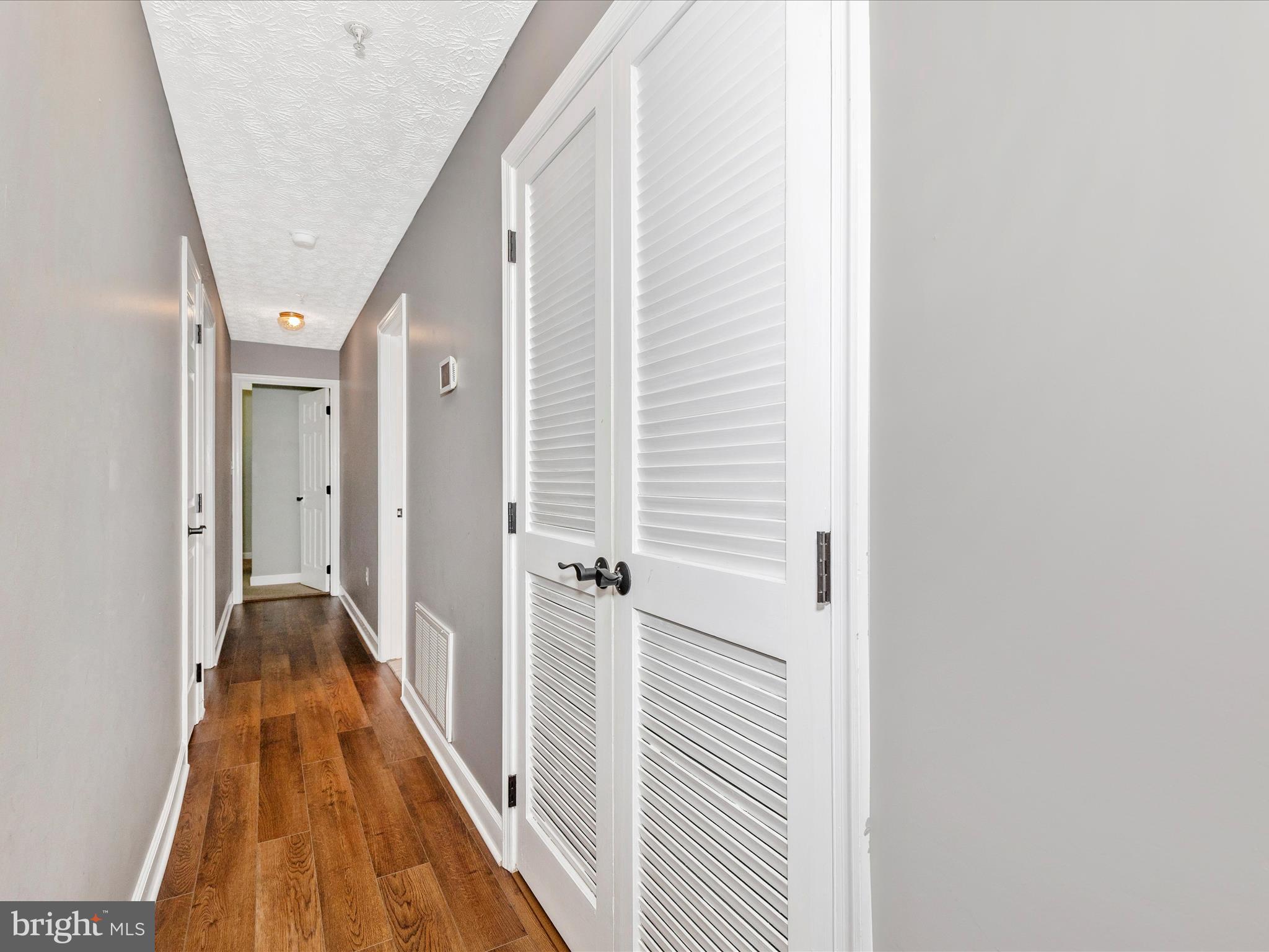 SPRING RIDGE - Residential