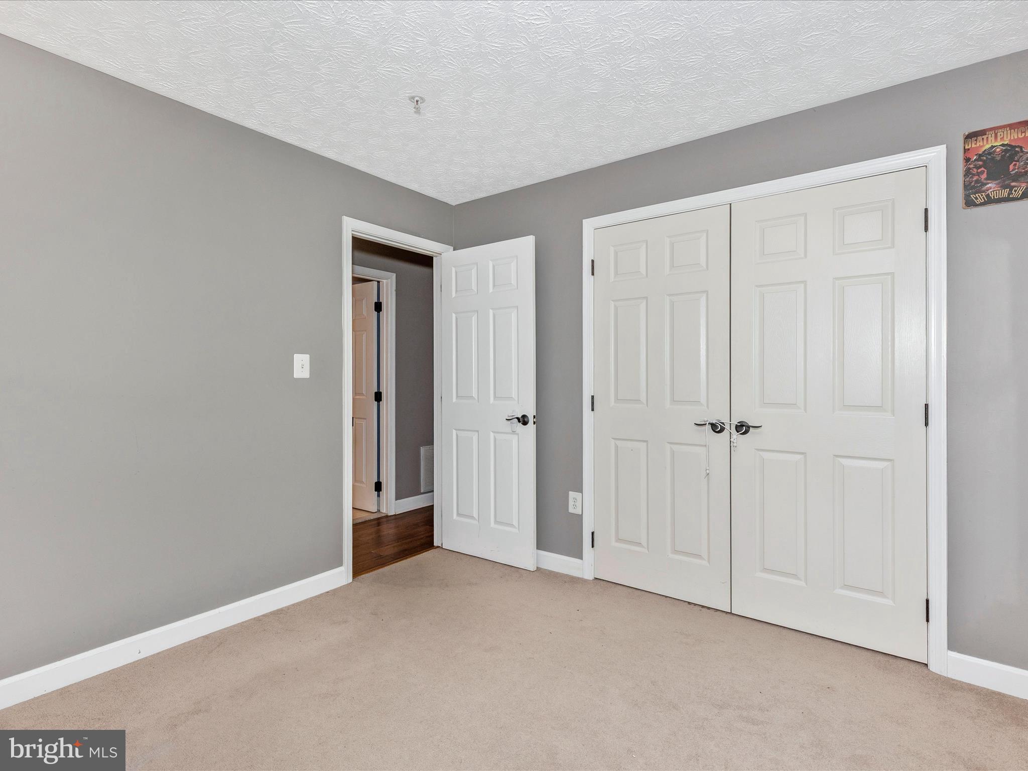 SPRING RIDGE - Residential