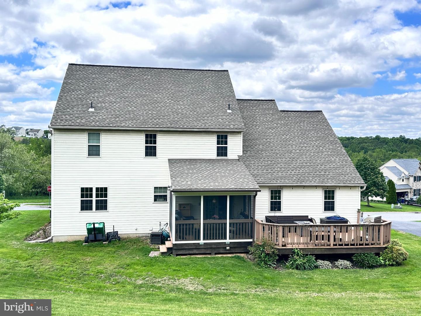 739 MONARCH DRIVE