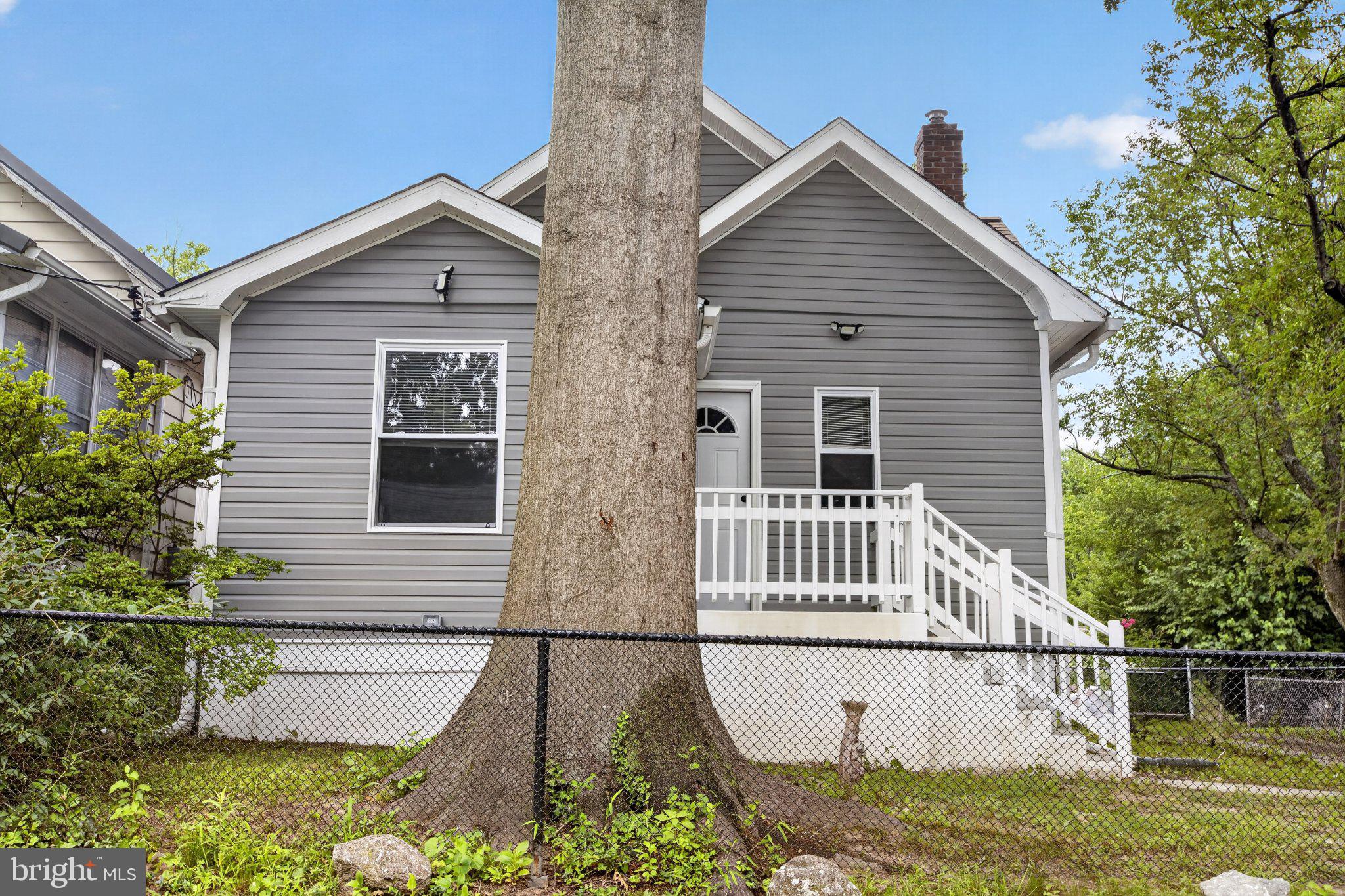 109 E 40TH STREET
