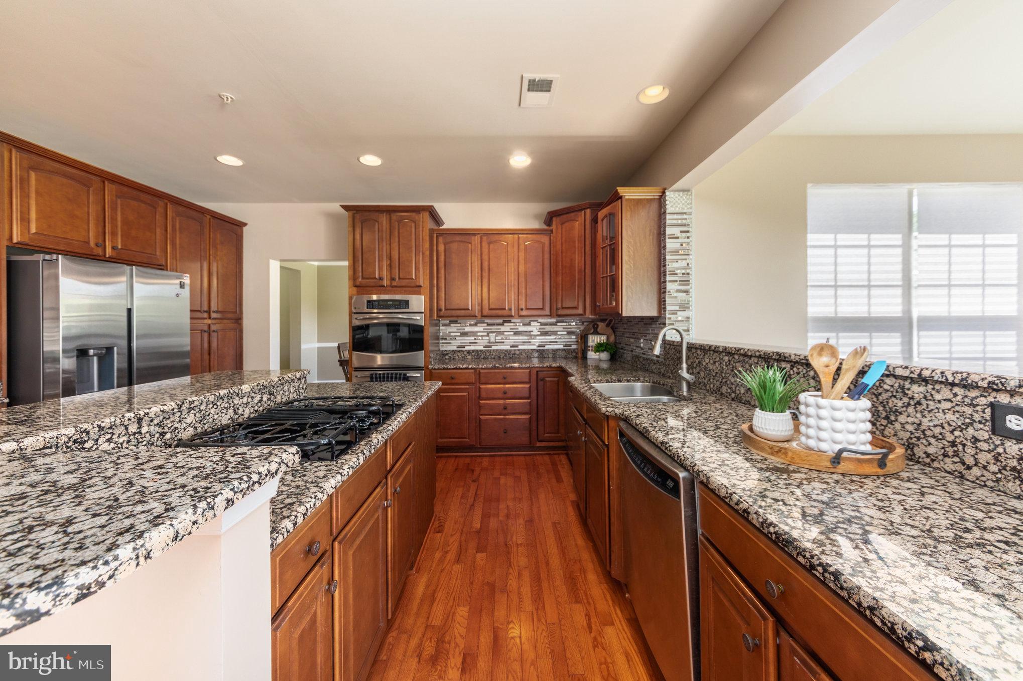 BATTLEGROUND ESTATES - Residential