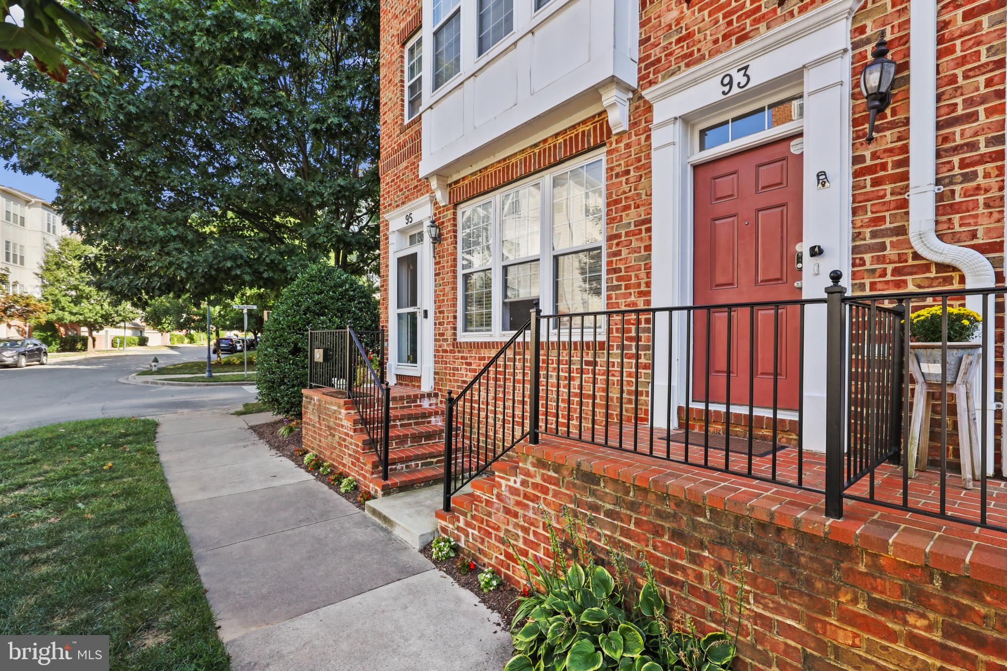 KENTLANDS - Residential