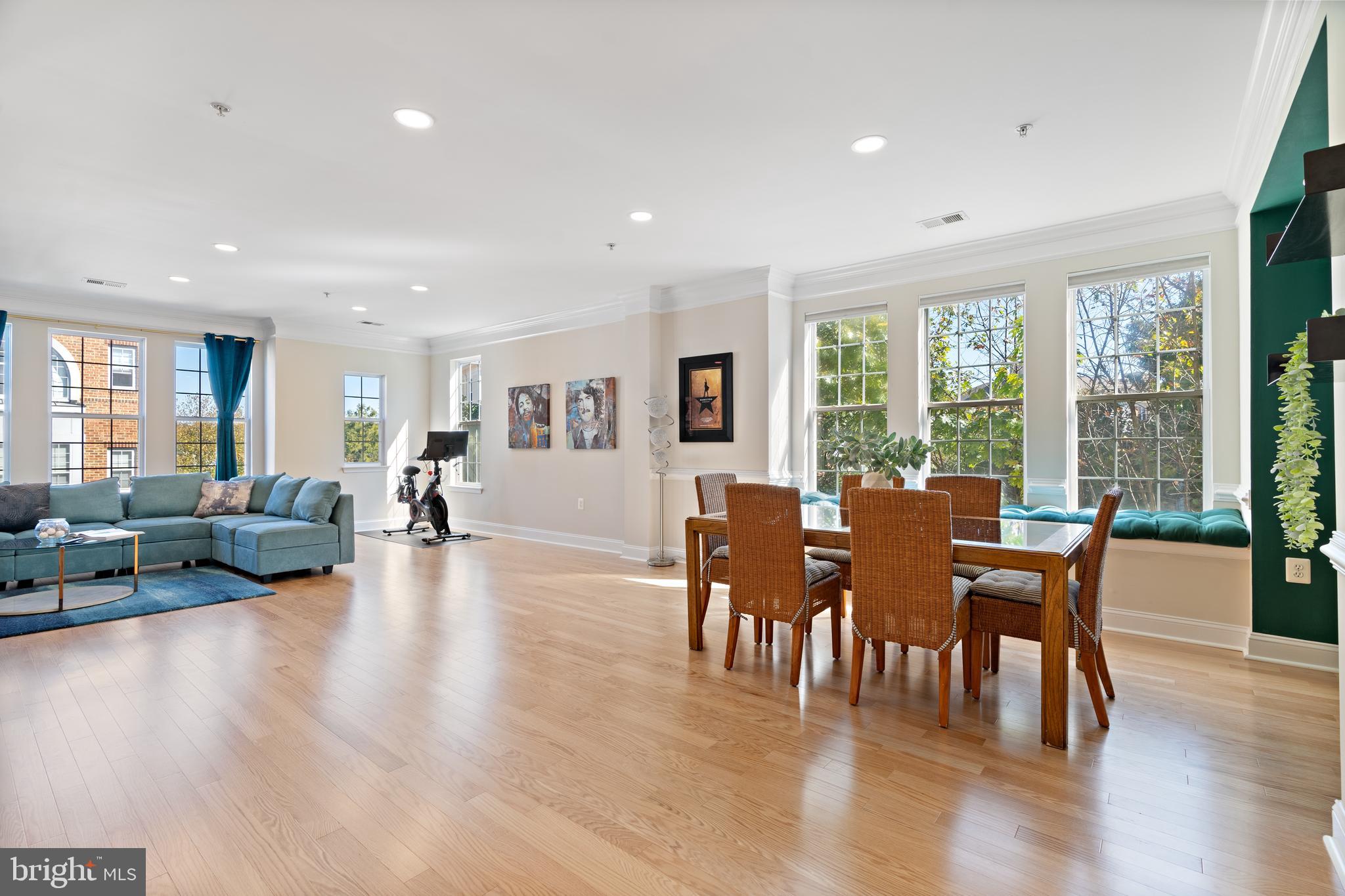 KENTLANDS - Residential