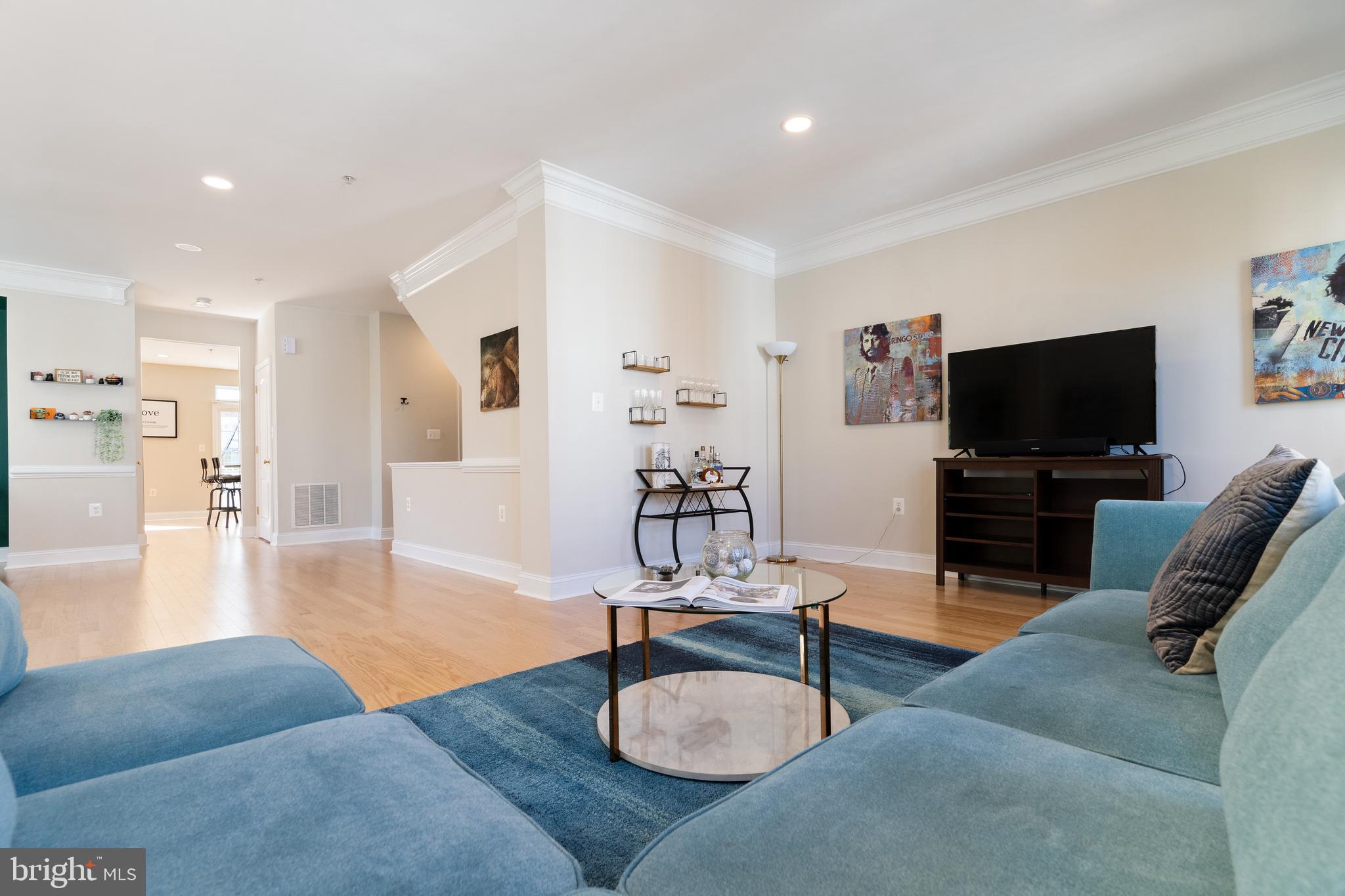 KENTLANDS - Residential