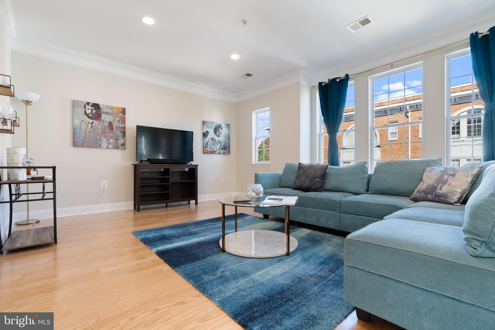 KENTLANDS - Residential