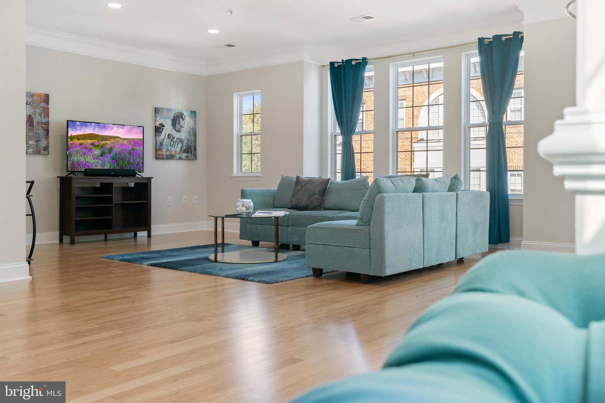 KENTLANDS - Residential