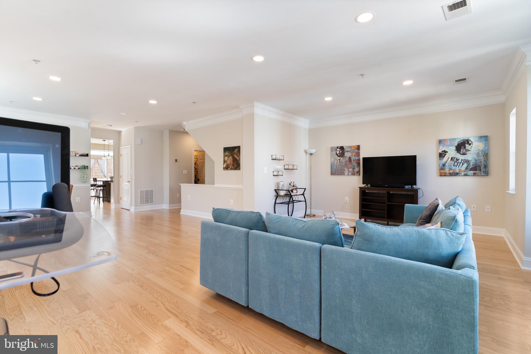 KENTLANDS - Residential