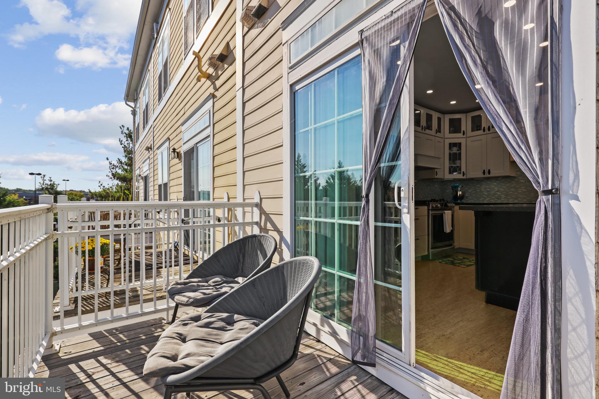 KENTLANDS - Residential