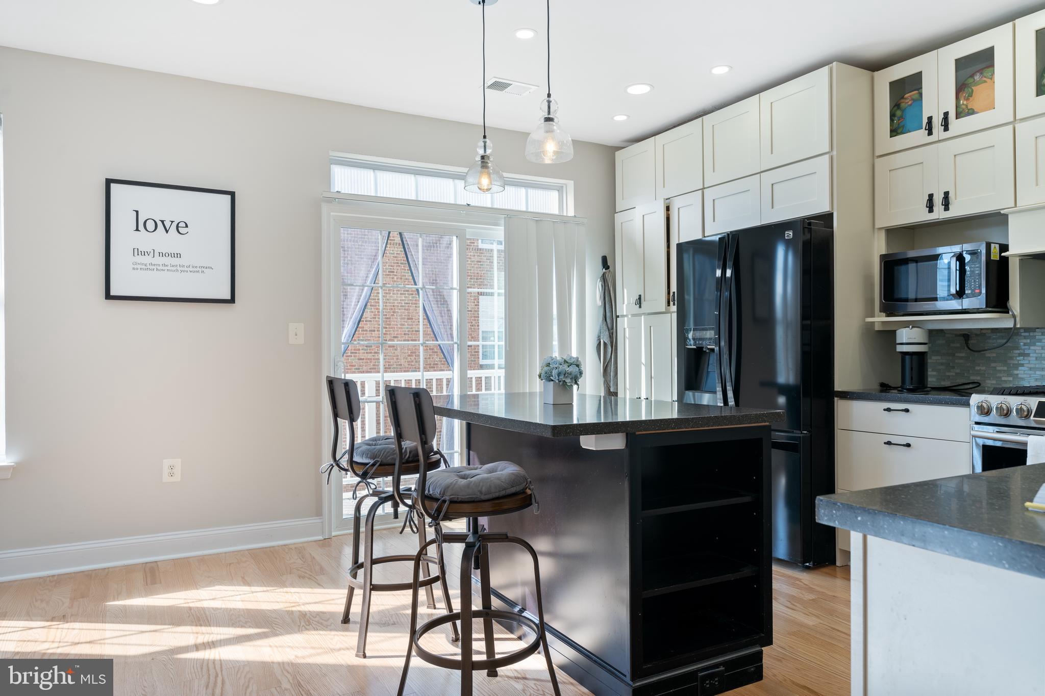 KENTLANDS - Residential