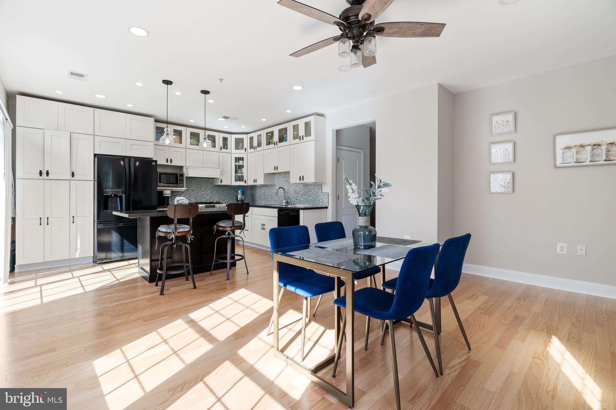 KENTLANDS - Residential