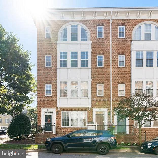 KENTLANDS - Residential