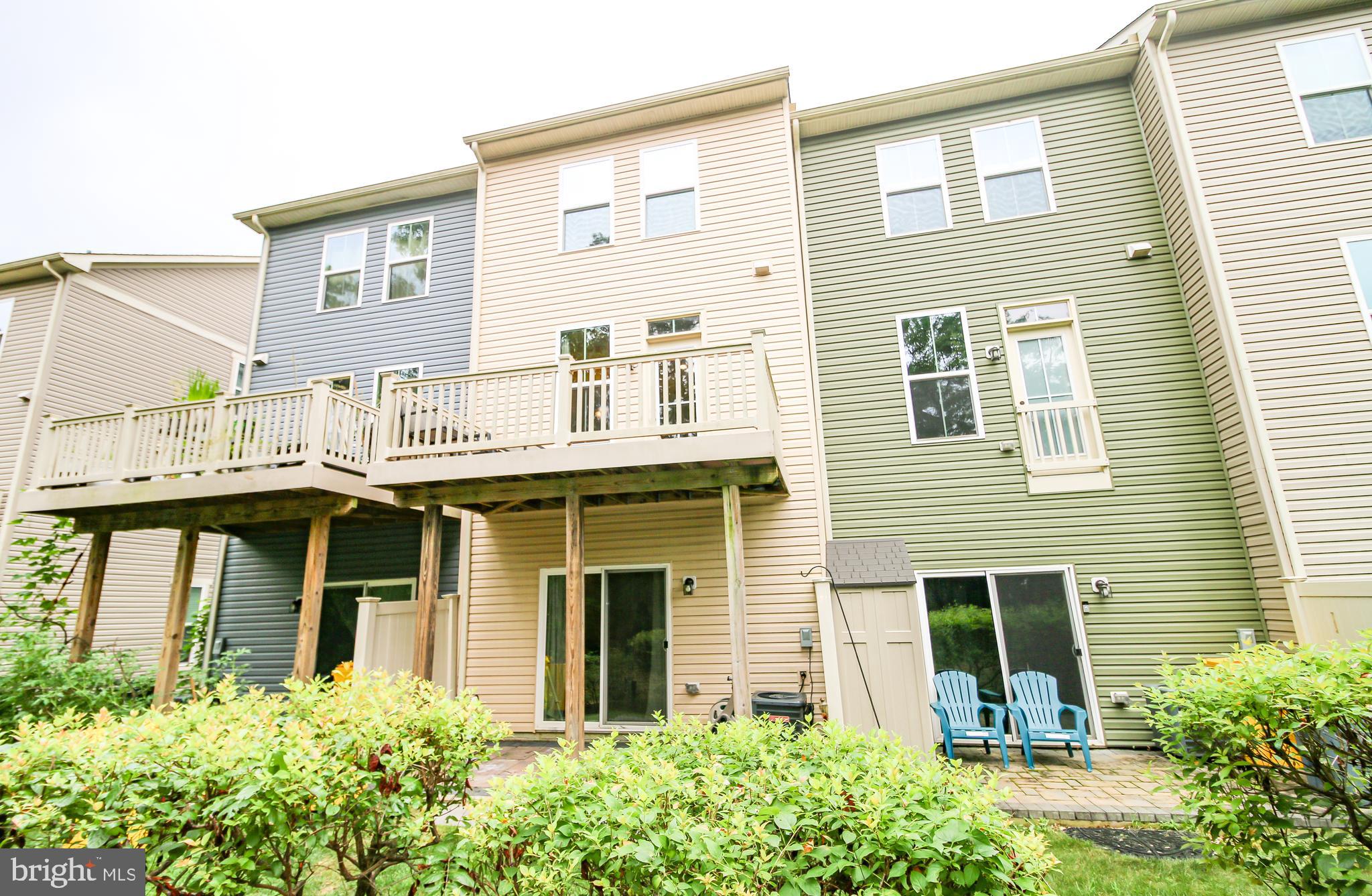 CREEKSIDE VILLAGE - Residential Lease