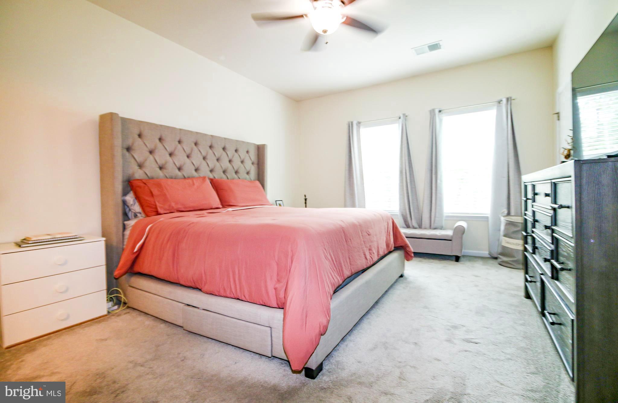 CREEKSIDE VILLAGE - Residential Lease