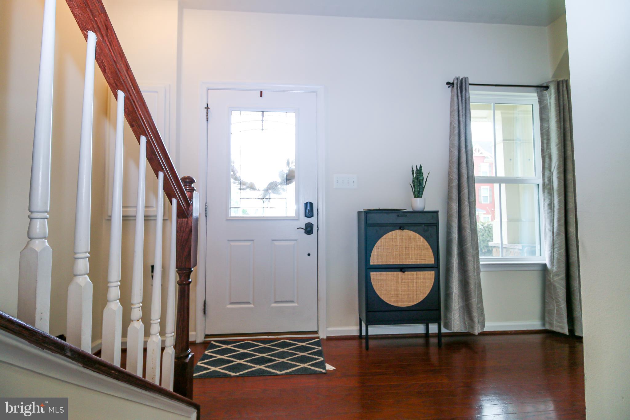 CREEKSIDE VILLAGE - Residential Lease