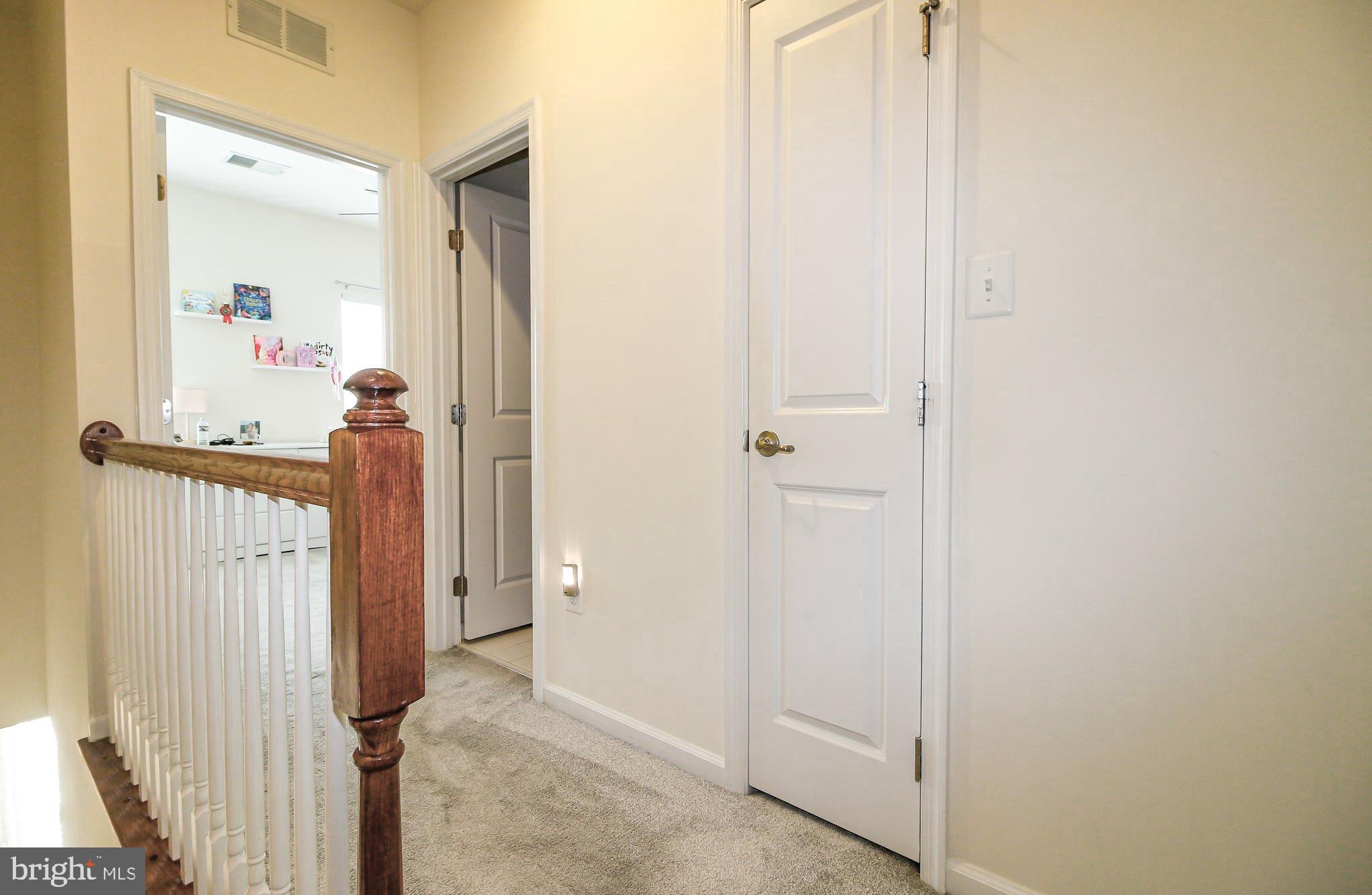 CREEKSIDE VILLAGE - Residential Lease