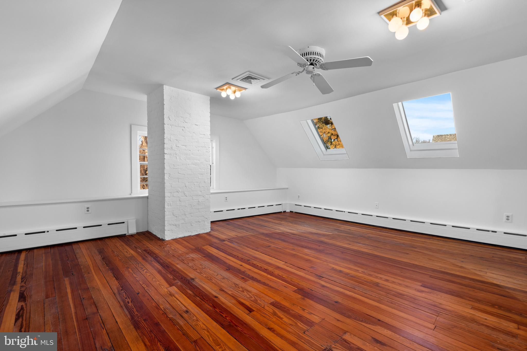 CHEVY CHASE VILLAGE - Residential