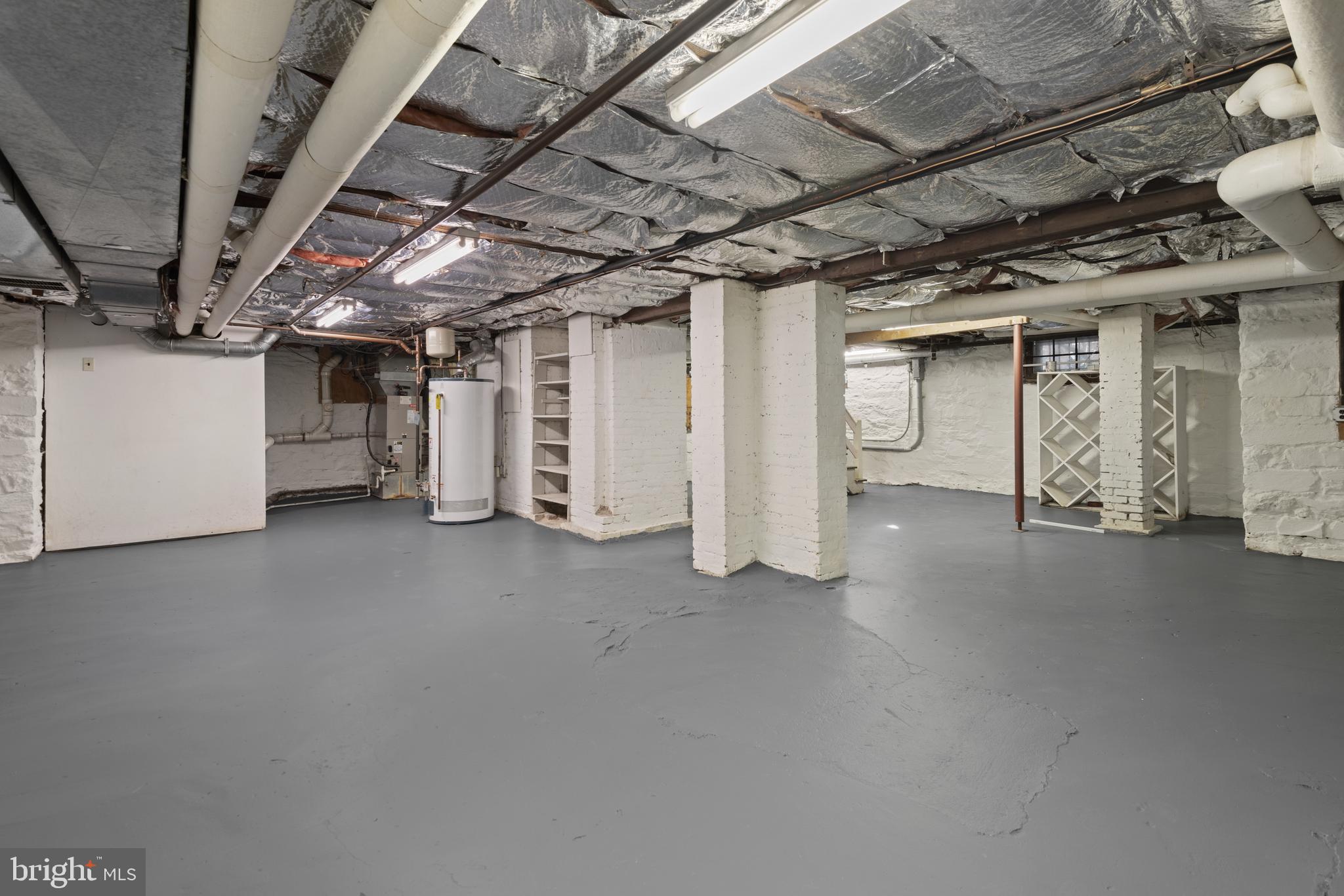 CHEVY CHASE VILLAGE - Residential