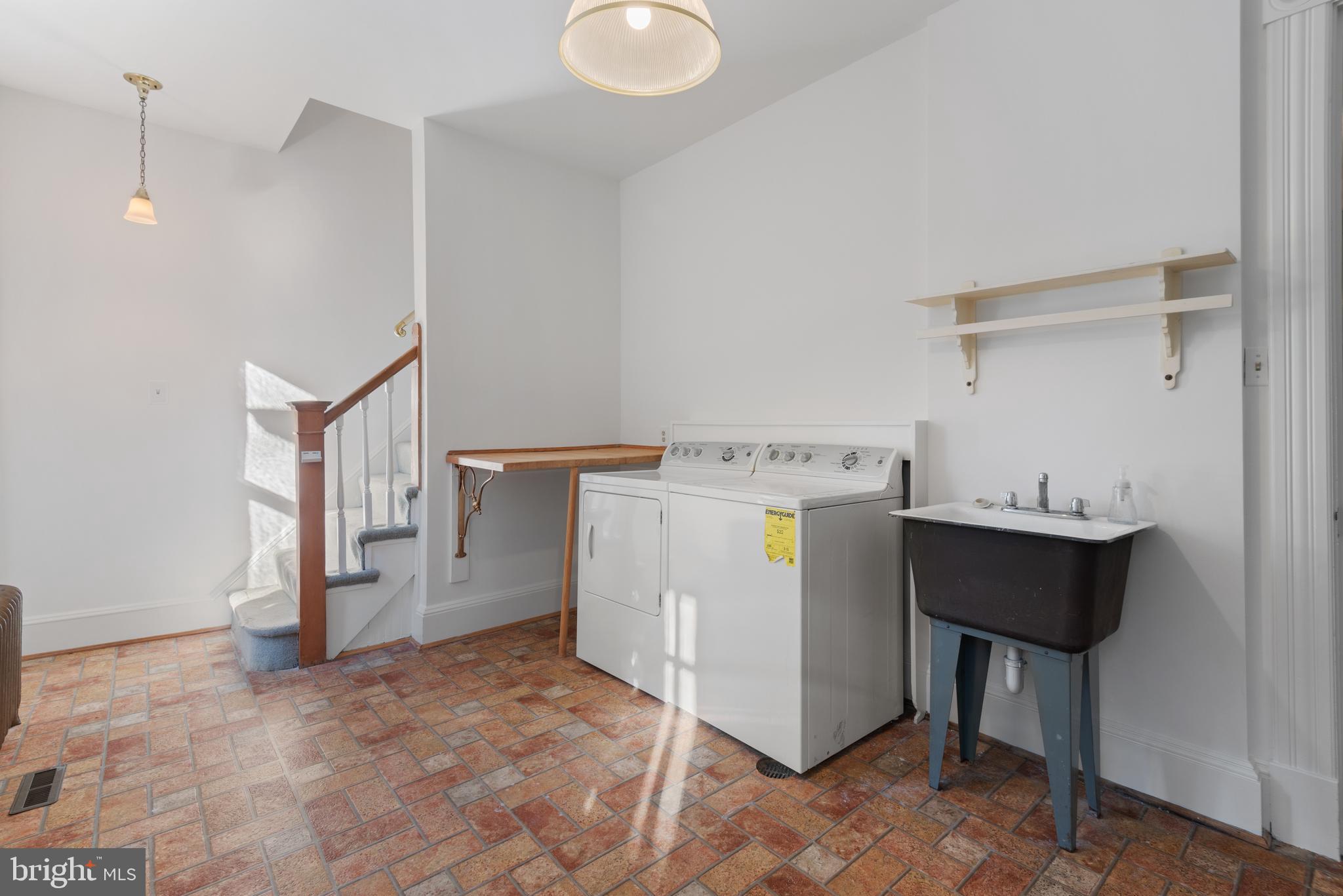 CHEVY CHASE VILLAGE - Residential