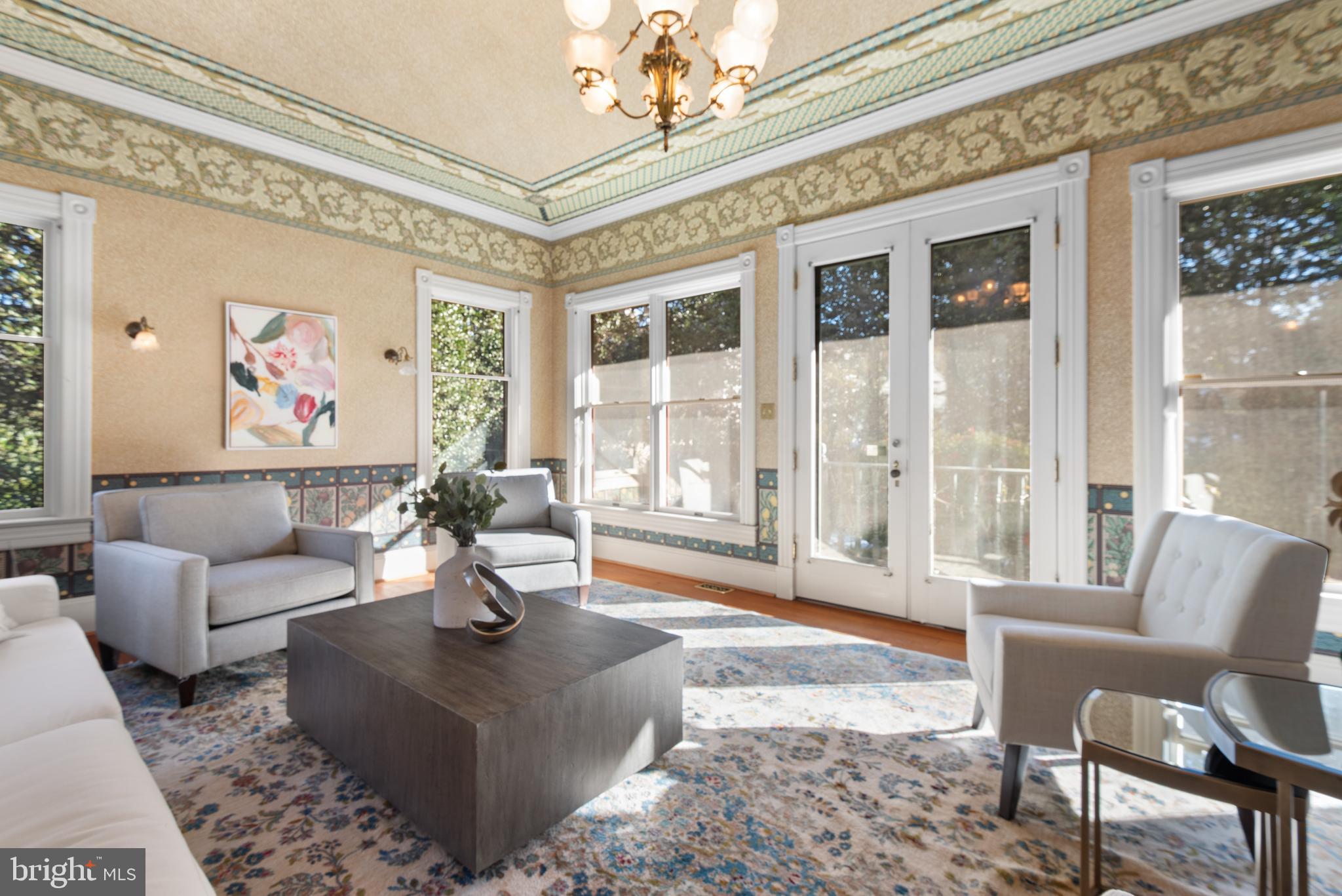 CHEVY CHASE VILLAGE - Residential