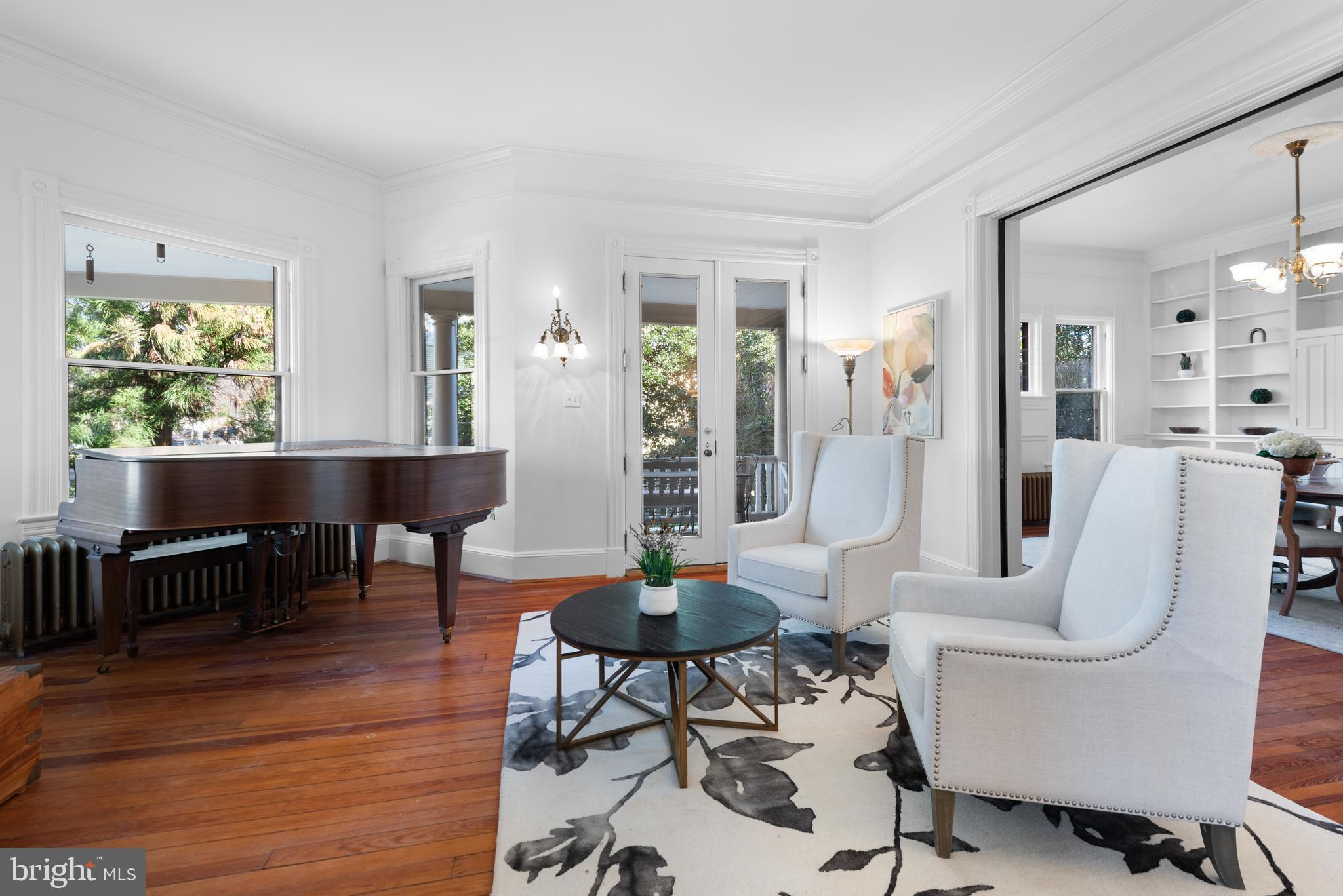 CHEVY CHASE VILLAGE - Residential